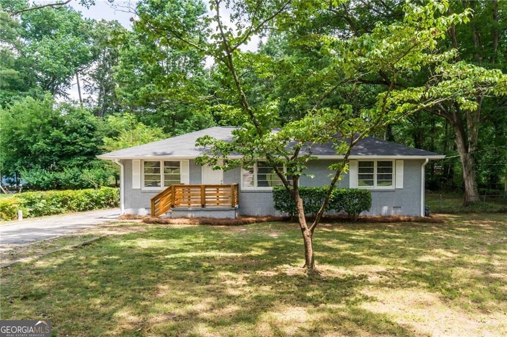 2101 Brockett Road Property Photo 1