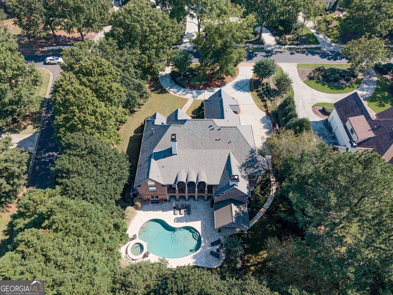 2540 Sugarloaf Club Drive Property Photo 3