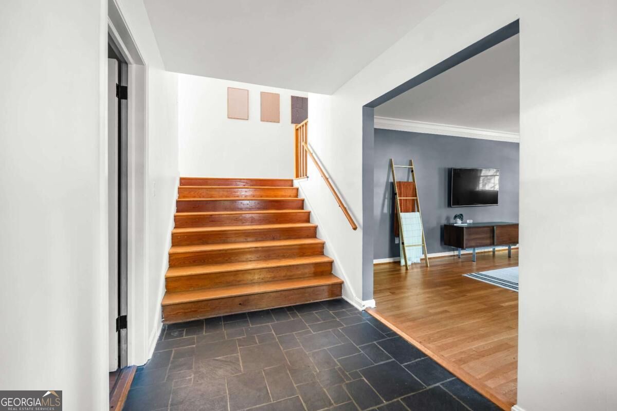 1120 Bromley Road Property Photo 14
