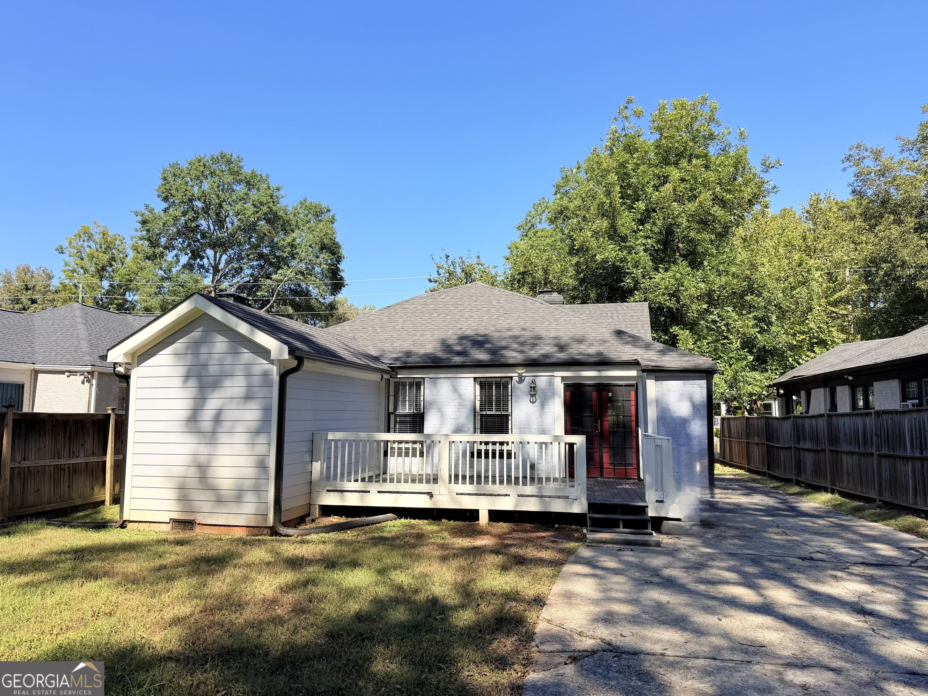 1594 Beecher Street Sw Property Photo 3