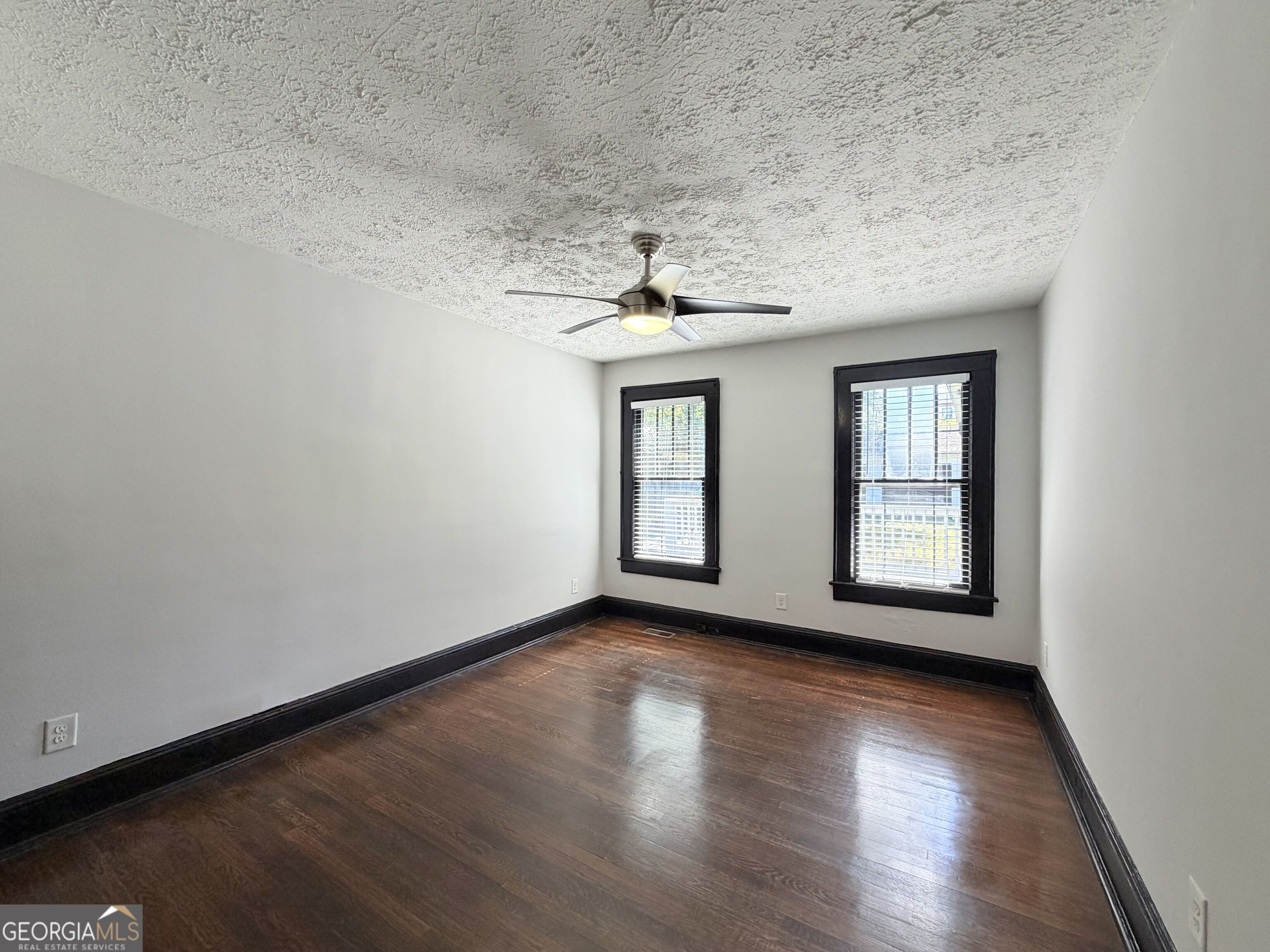 1594 Beecher Street Sw Property Photo 14