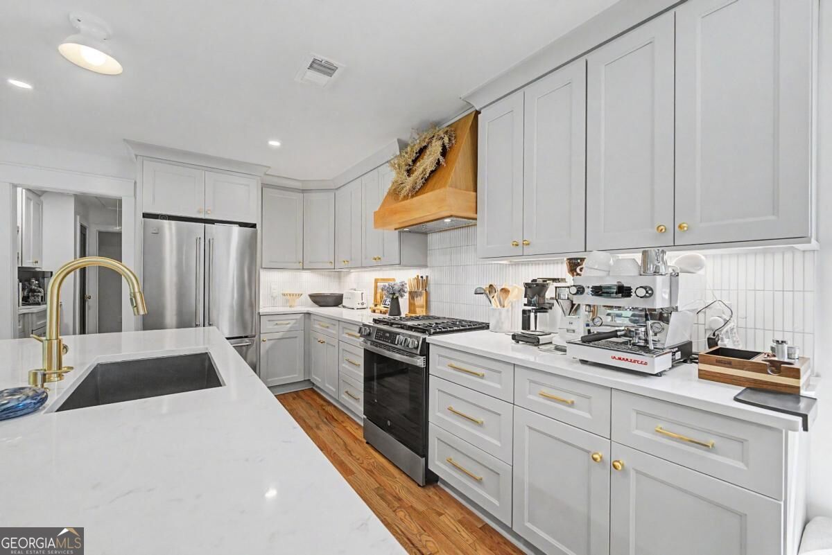 512 Cherokee Street Ne Property Photo 14