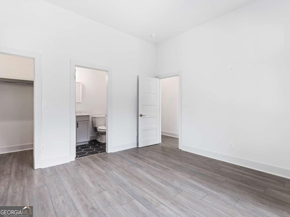 2879 Randall Street Property Photo 12