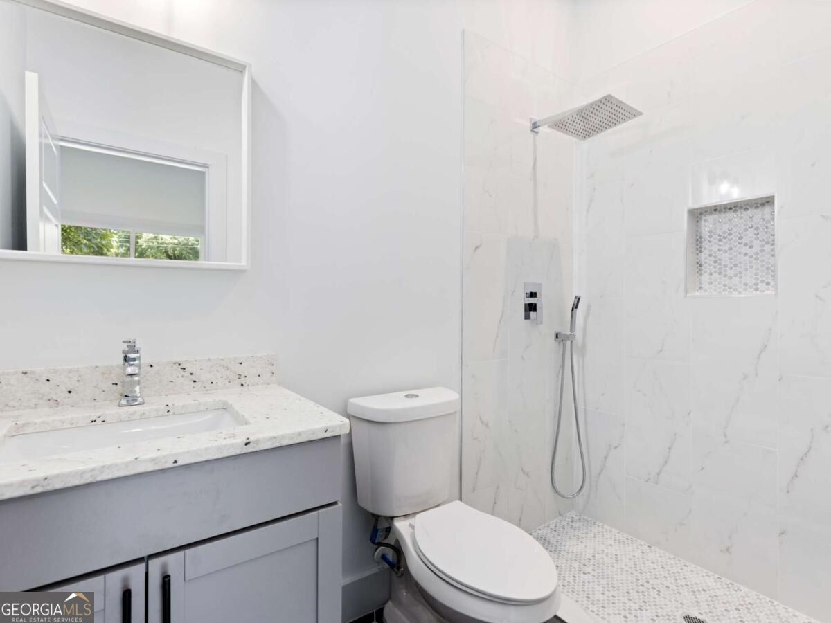2879 Randall Street Property Photo 13