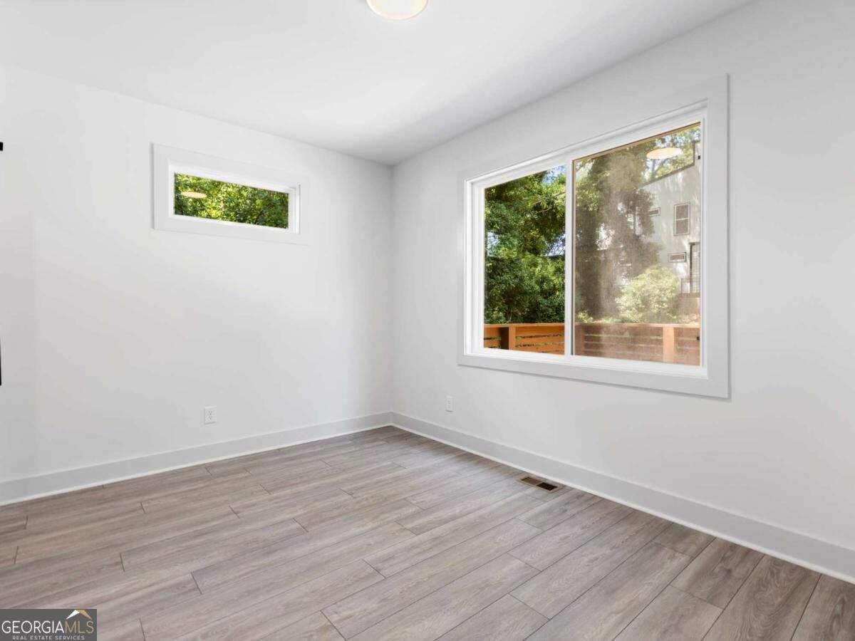 2879 Randall Street Property Photo 19