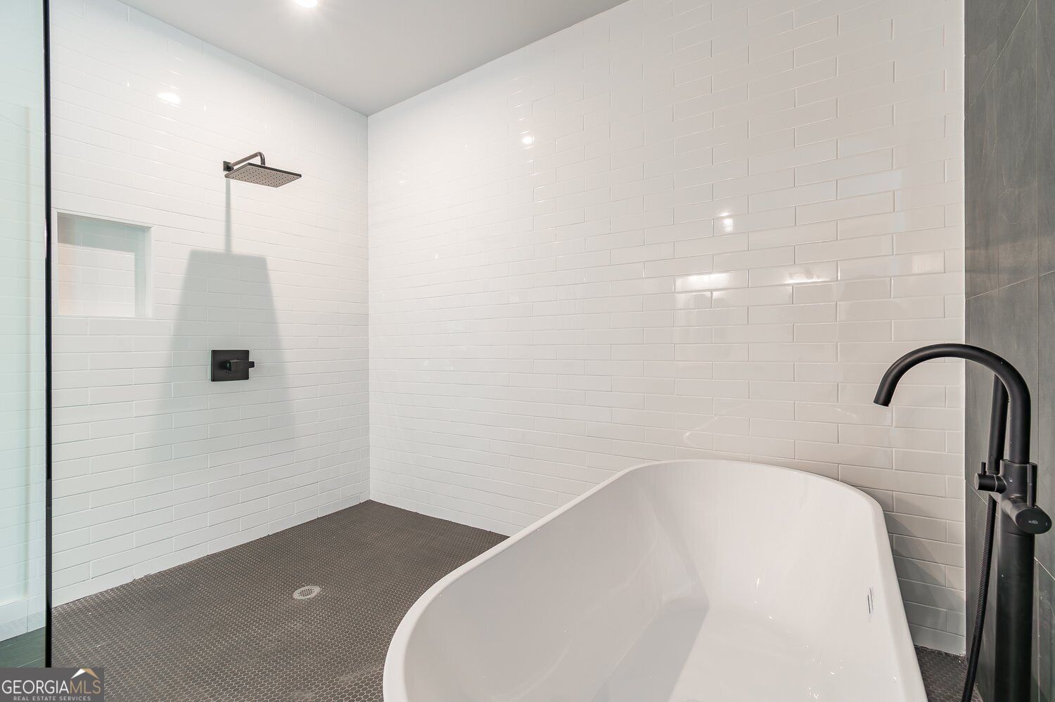 6008 Tradewinds Cove Property Photo 41