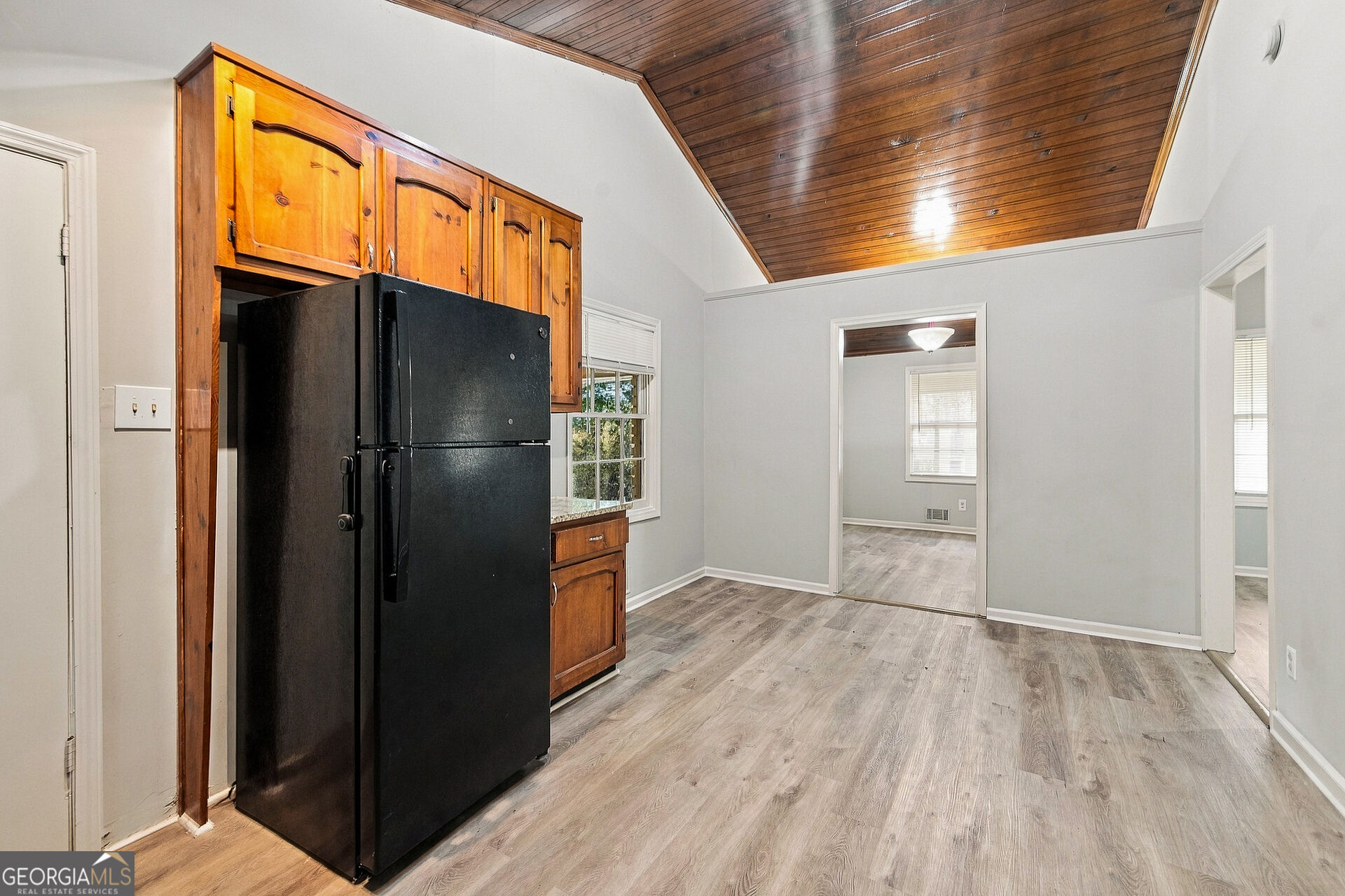 6635 Biscayne Way Property Photo 9