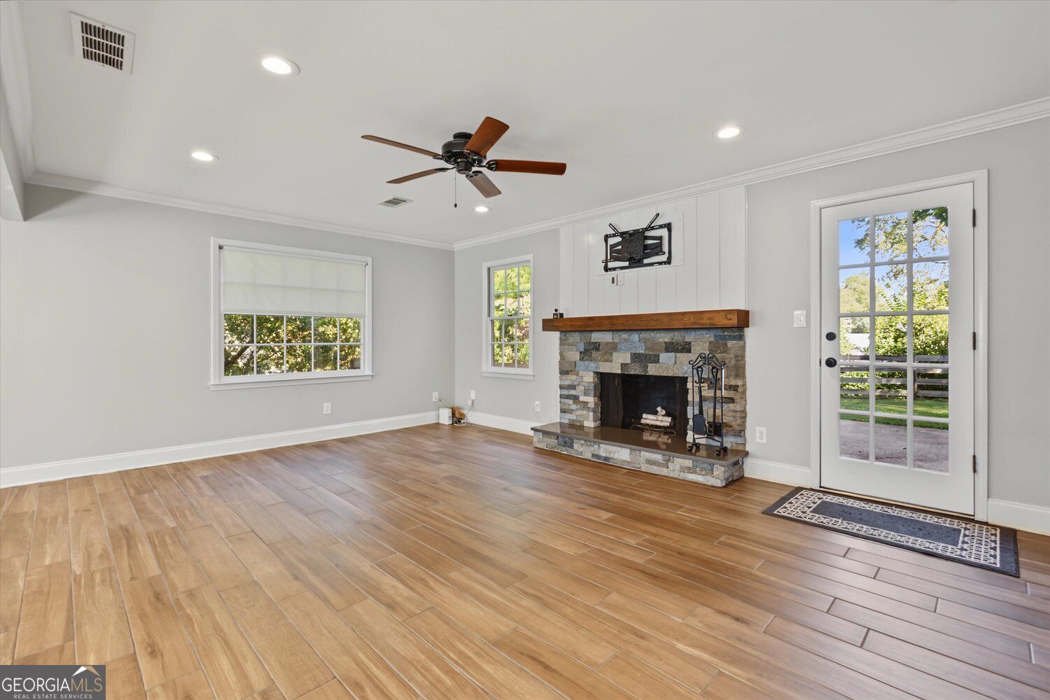 2554 Tanager Court Ne Property Photo 11