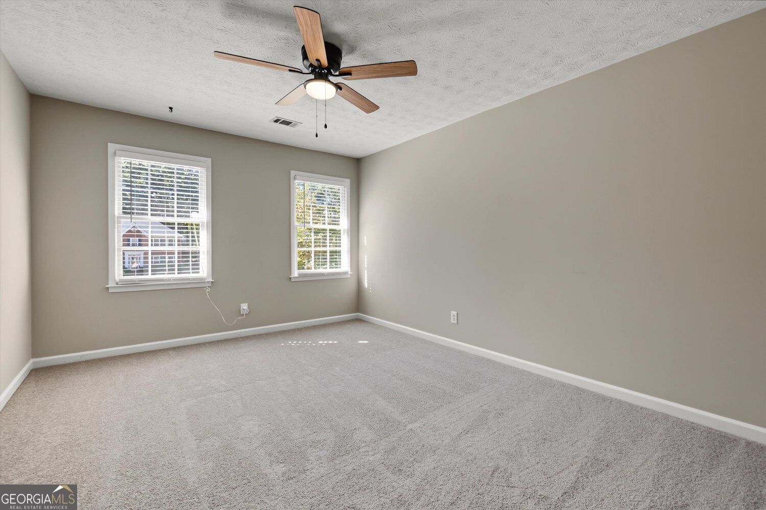 2554 Tanager Court Ne Property Photo 46