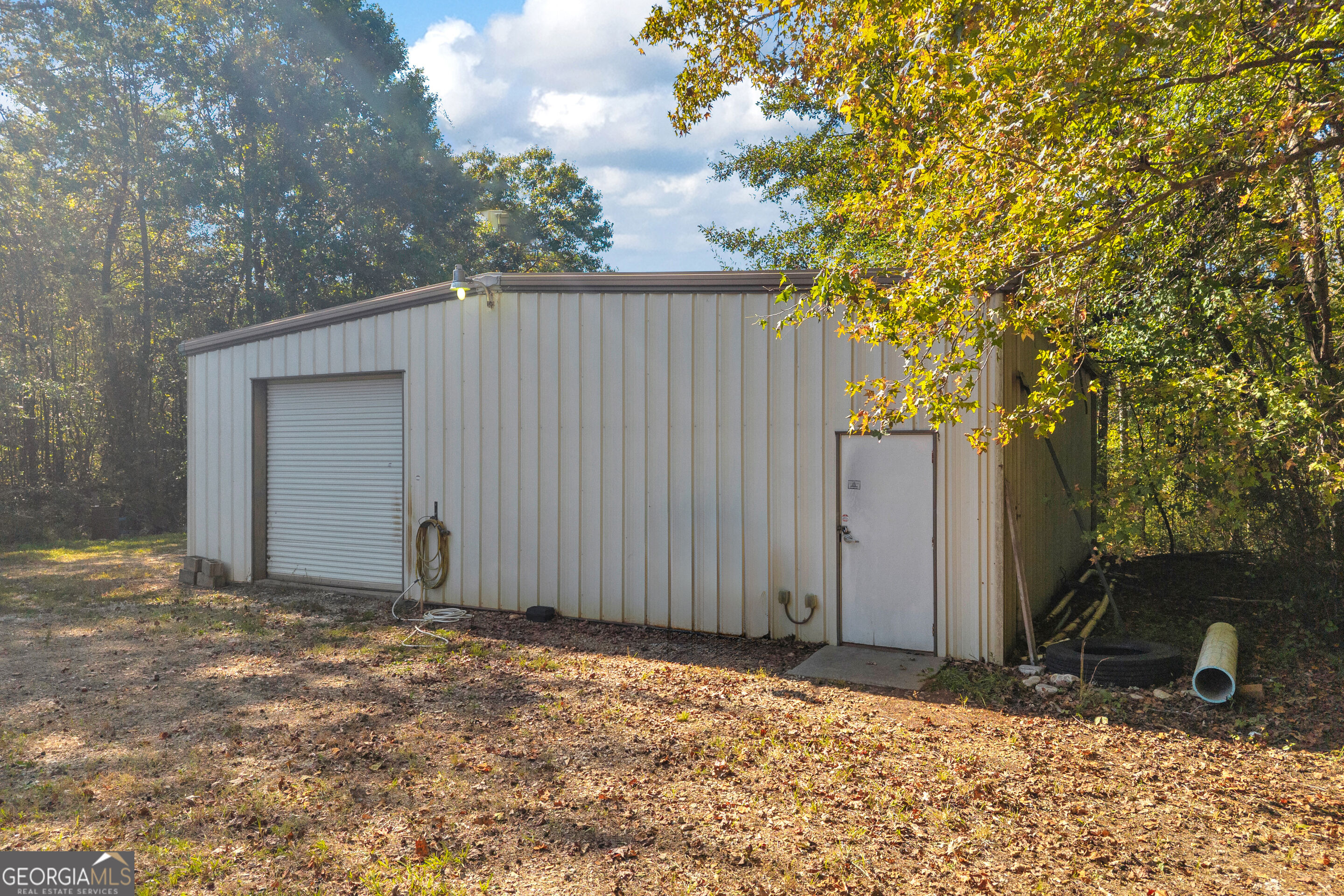 324 N Martin Drive Property Photo 15