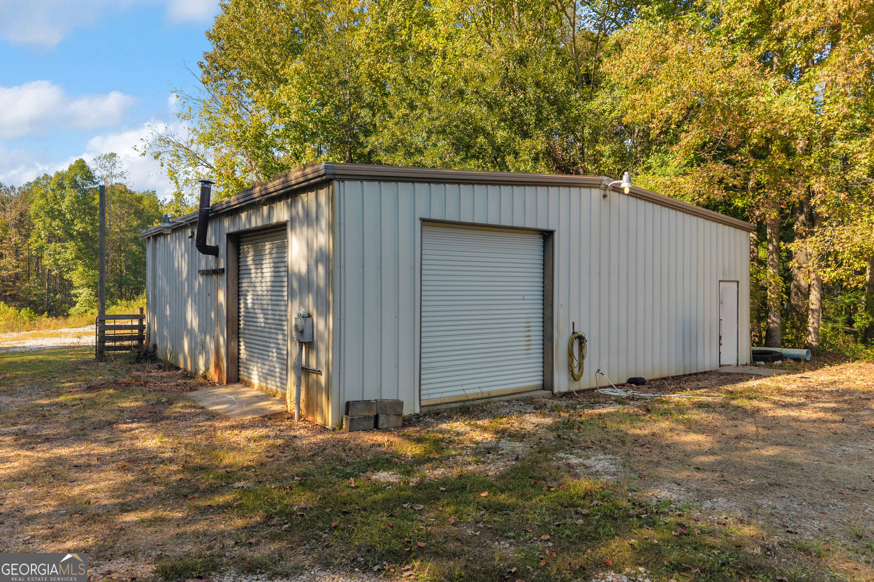 324 N Martin Drive Property Photo 16