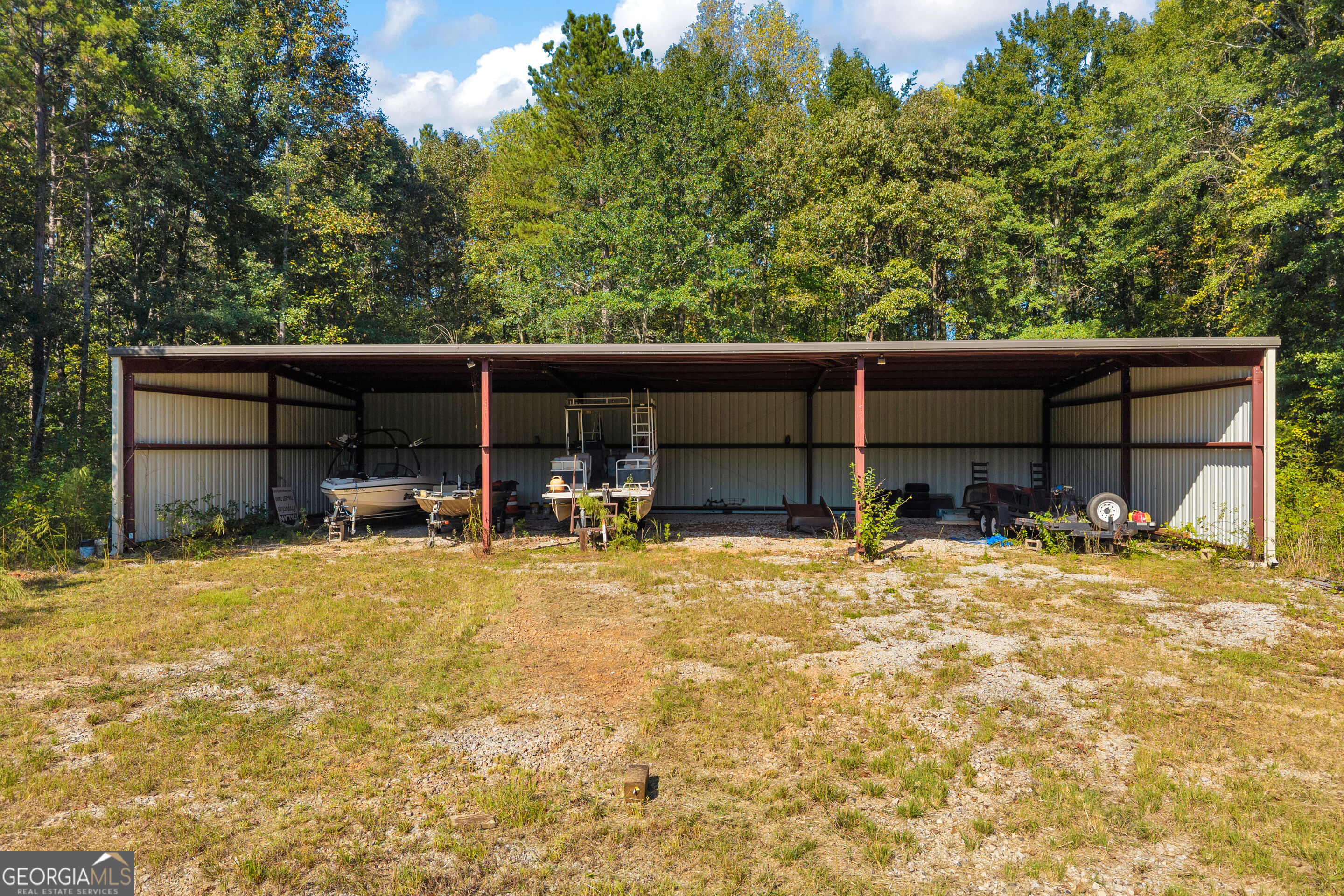 324 N Martin Drive Property Photo 18