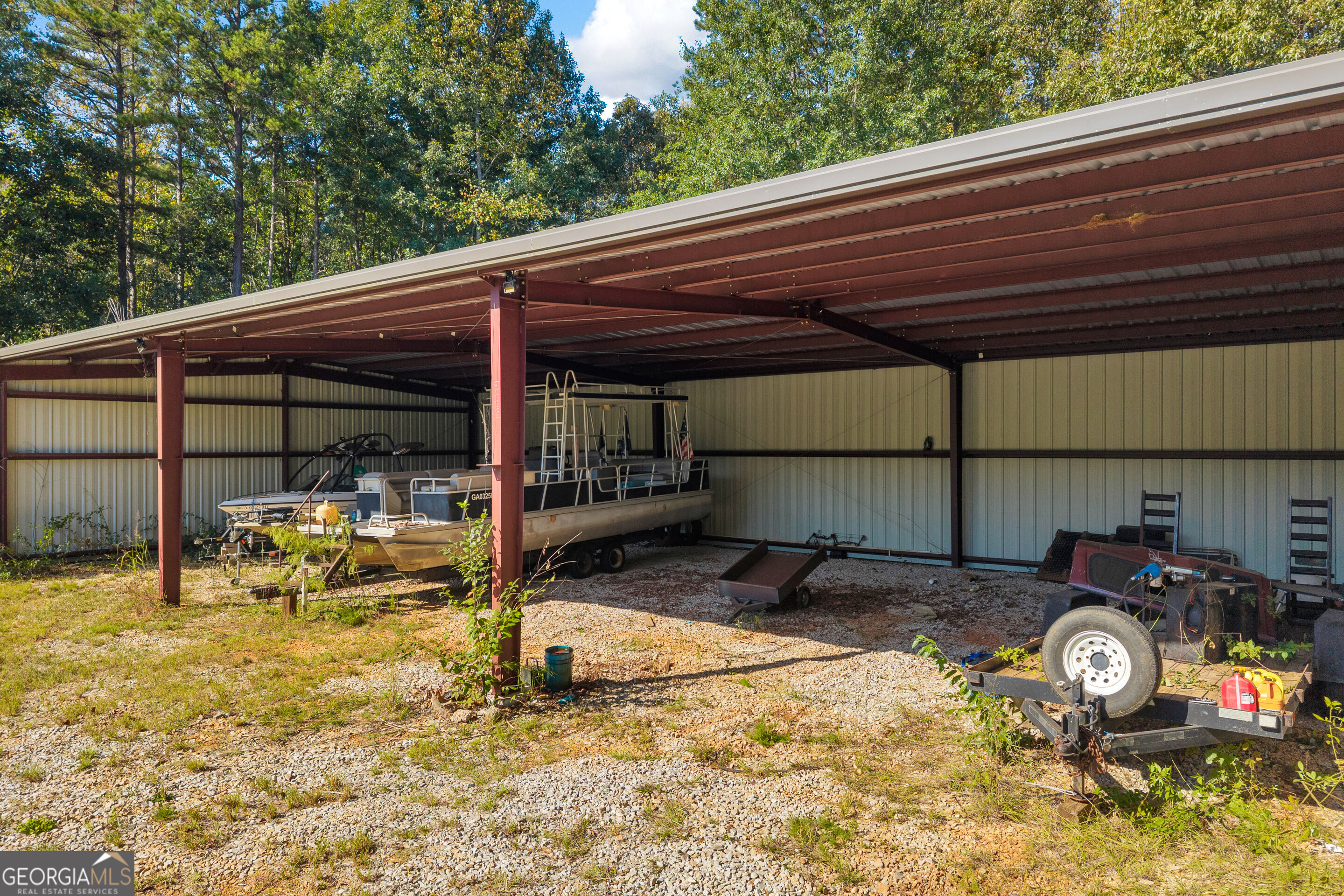 324 N Martin Drive Property Photo 20