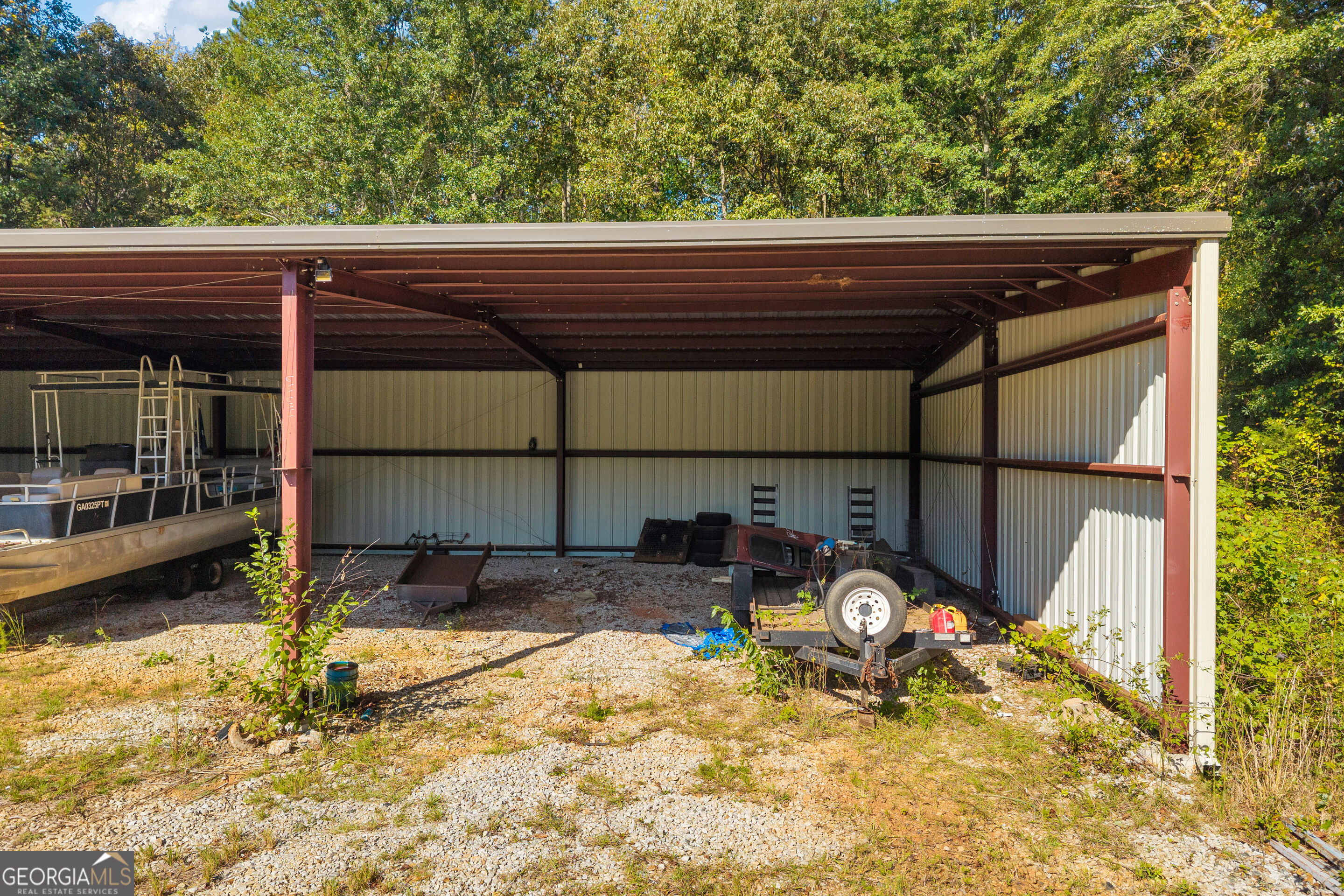 324 N Martin Drive Property Photo 21