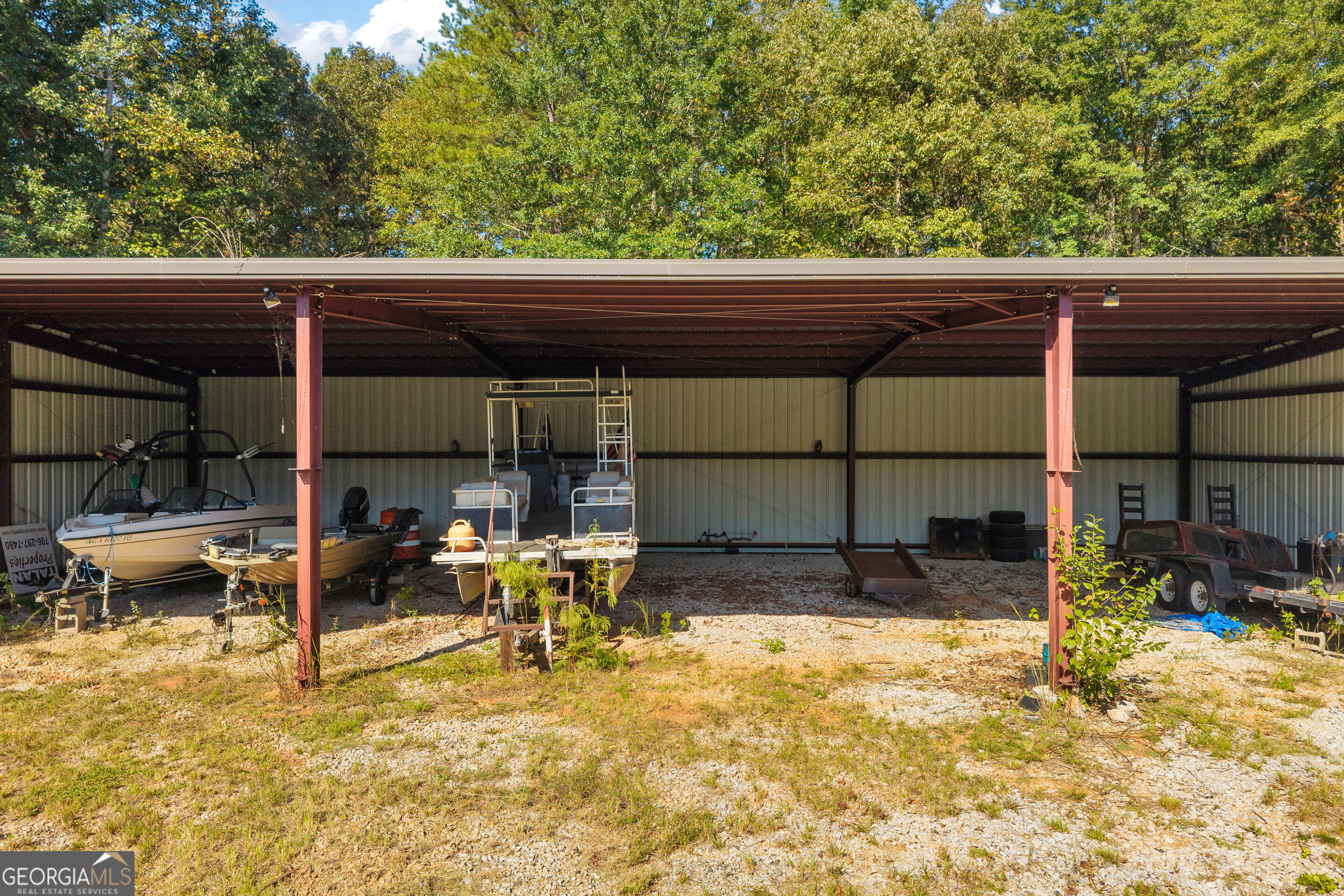 324 N Martin Drive Property Photo 22