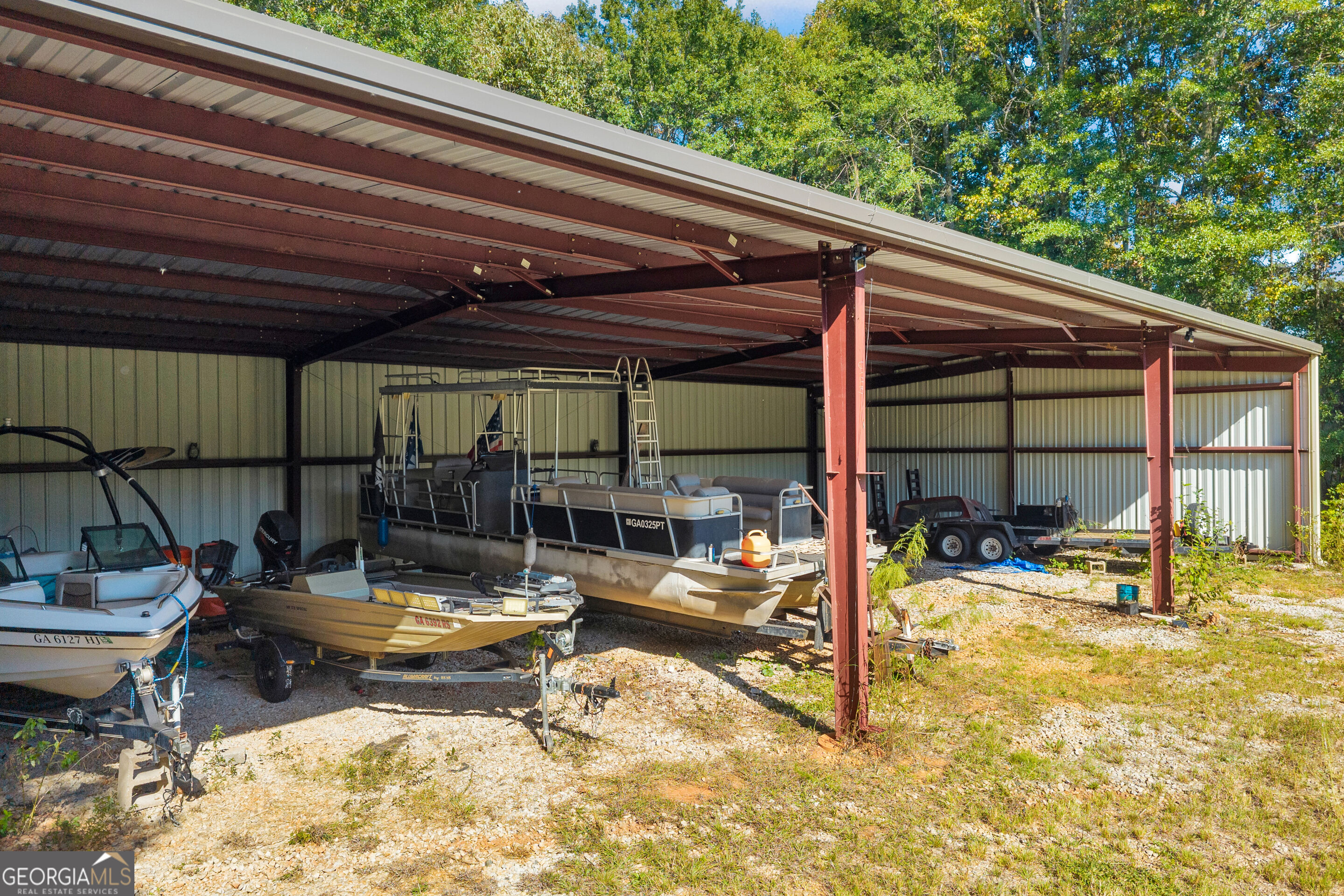 324 N Martin Drive Property Photo 24