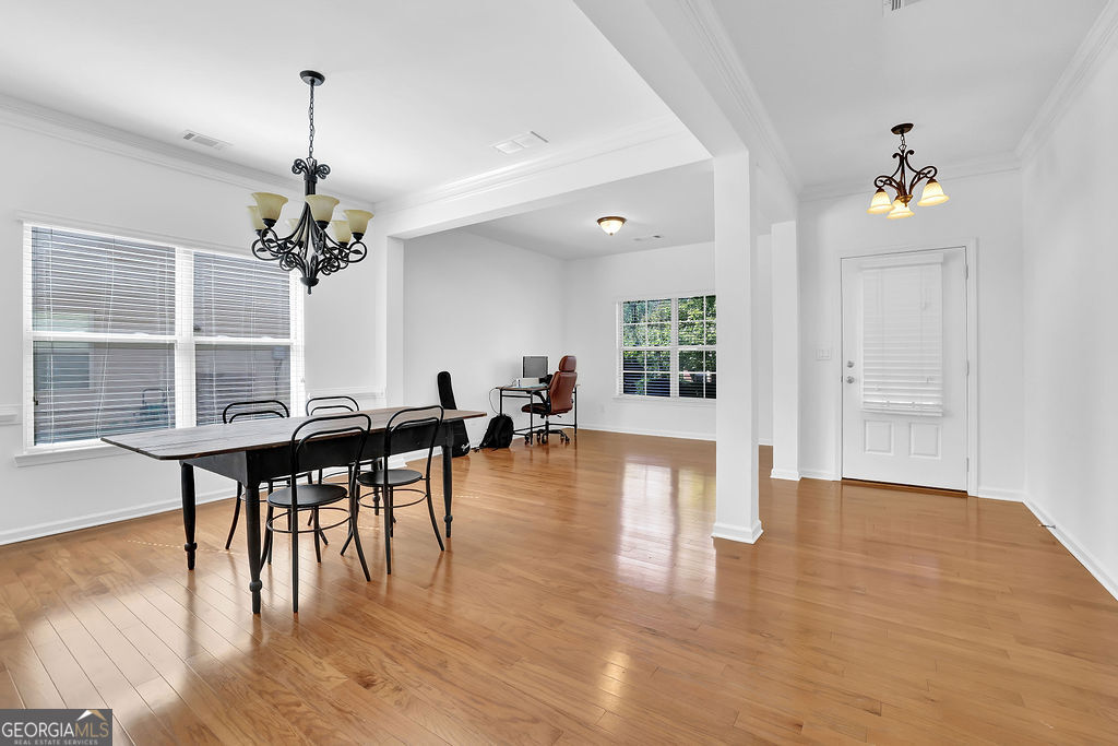 7245 Rocking Horse Lane Property Photo 4