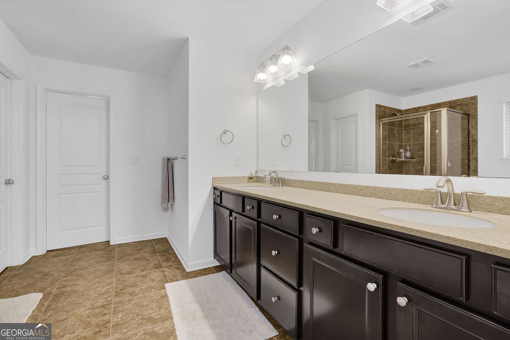 7245 Rocking Horse Lane Property Photo 32