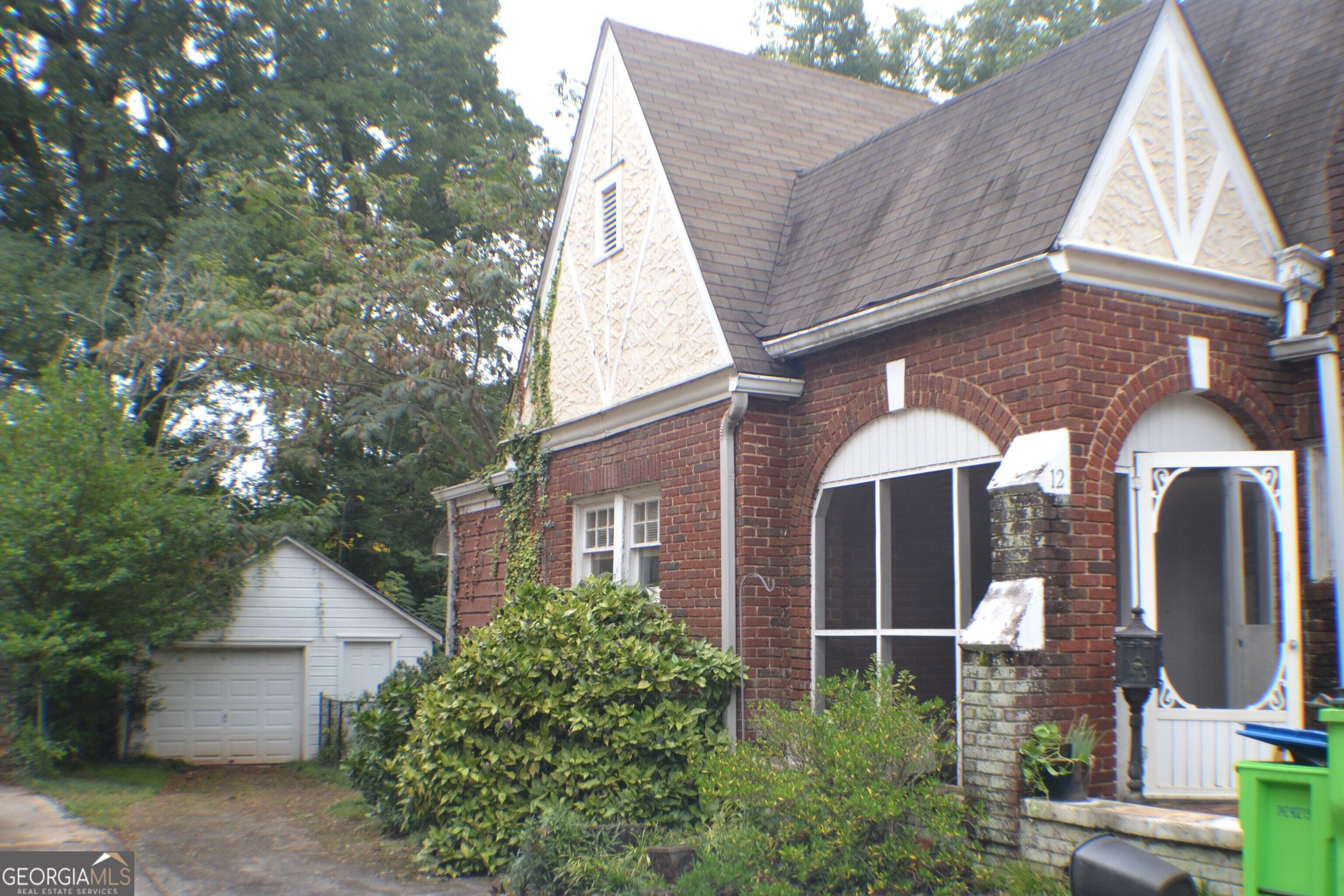 12 Fairfield Drive Property Photo 2