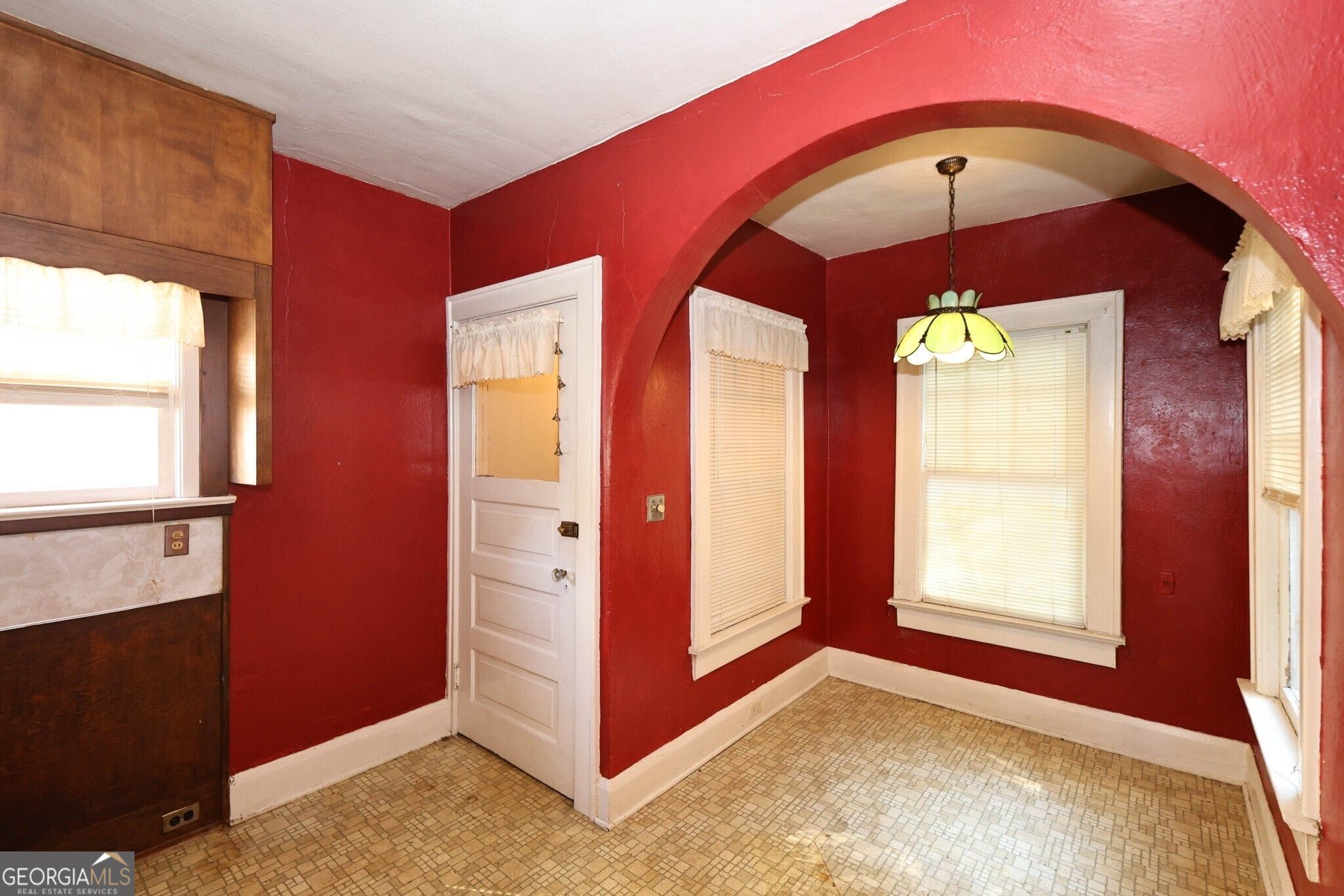 12 Fairfield Drive Property Photo 22