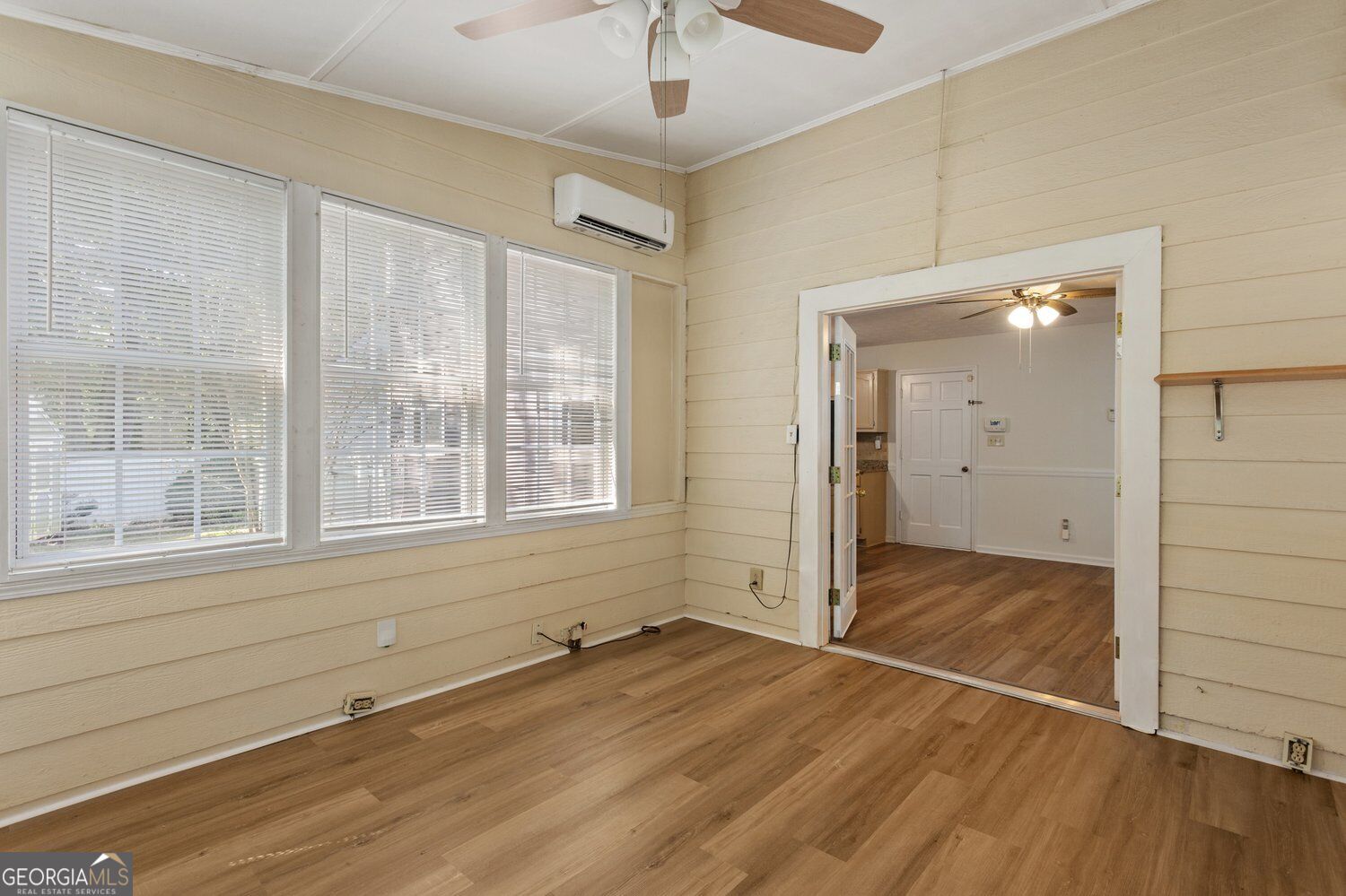 1025 Natalie Lane Se Property Photo 23