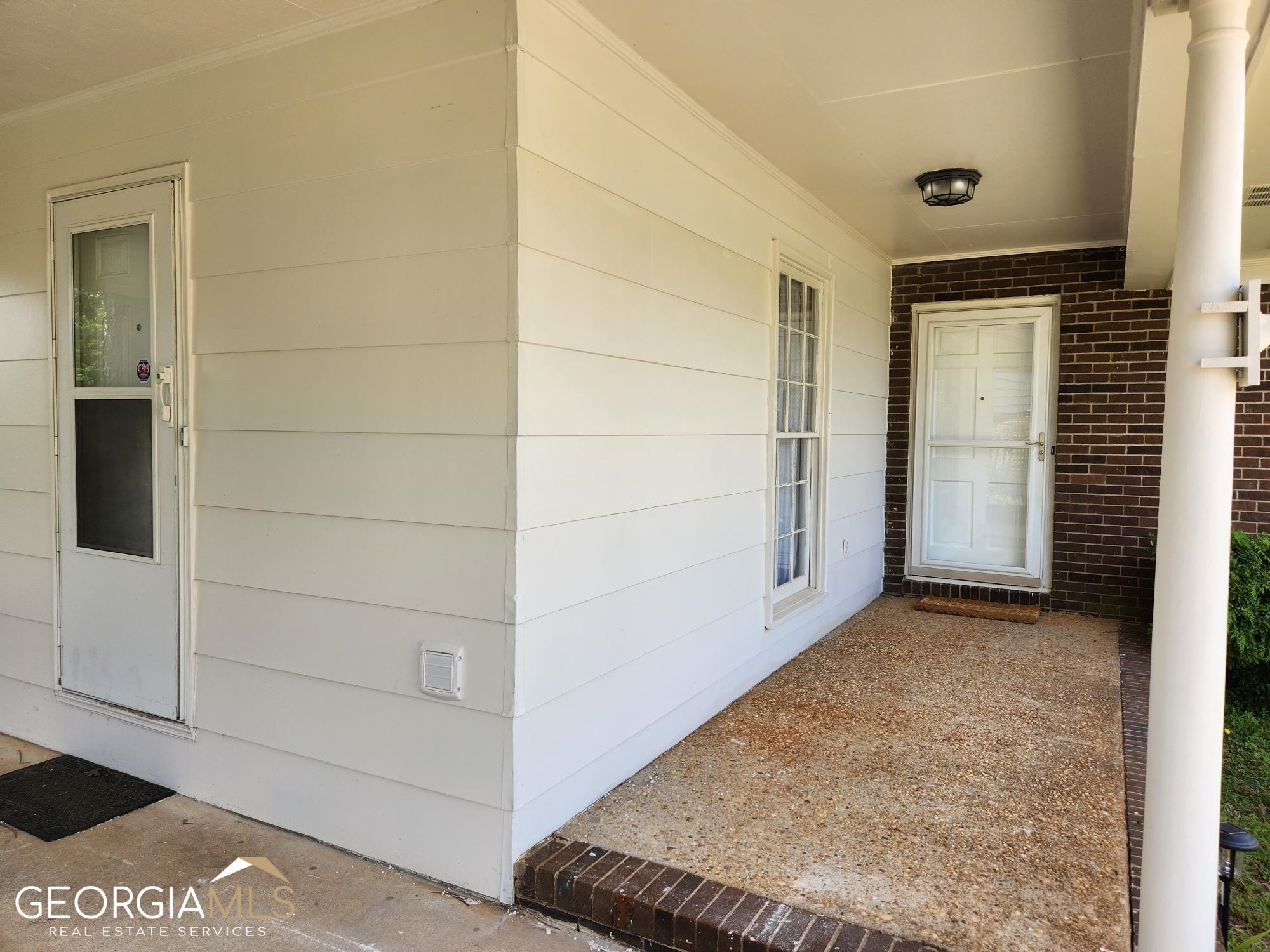 1136 Bunker Hill Road Property Photo 6