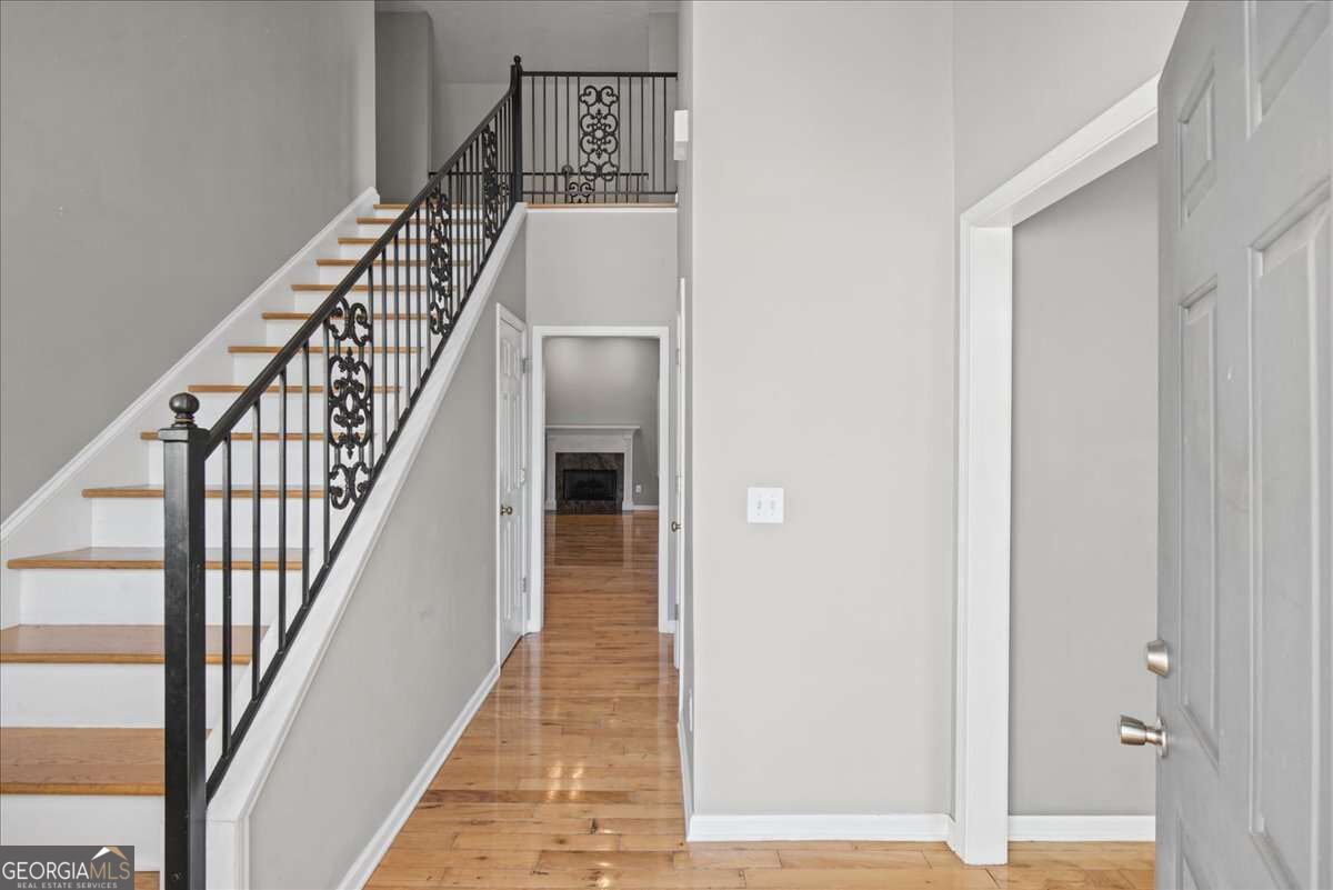 12 Ferry Crossing Drive Se Property Photo 7