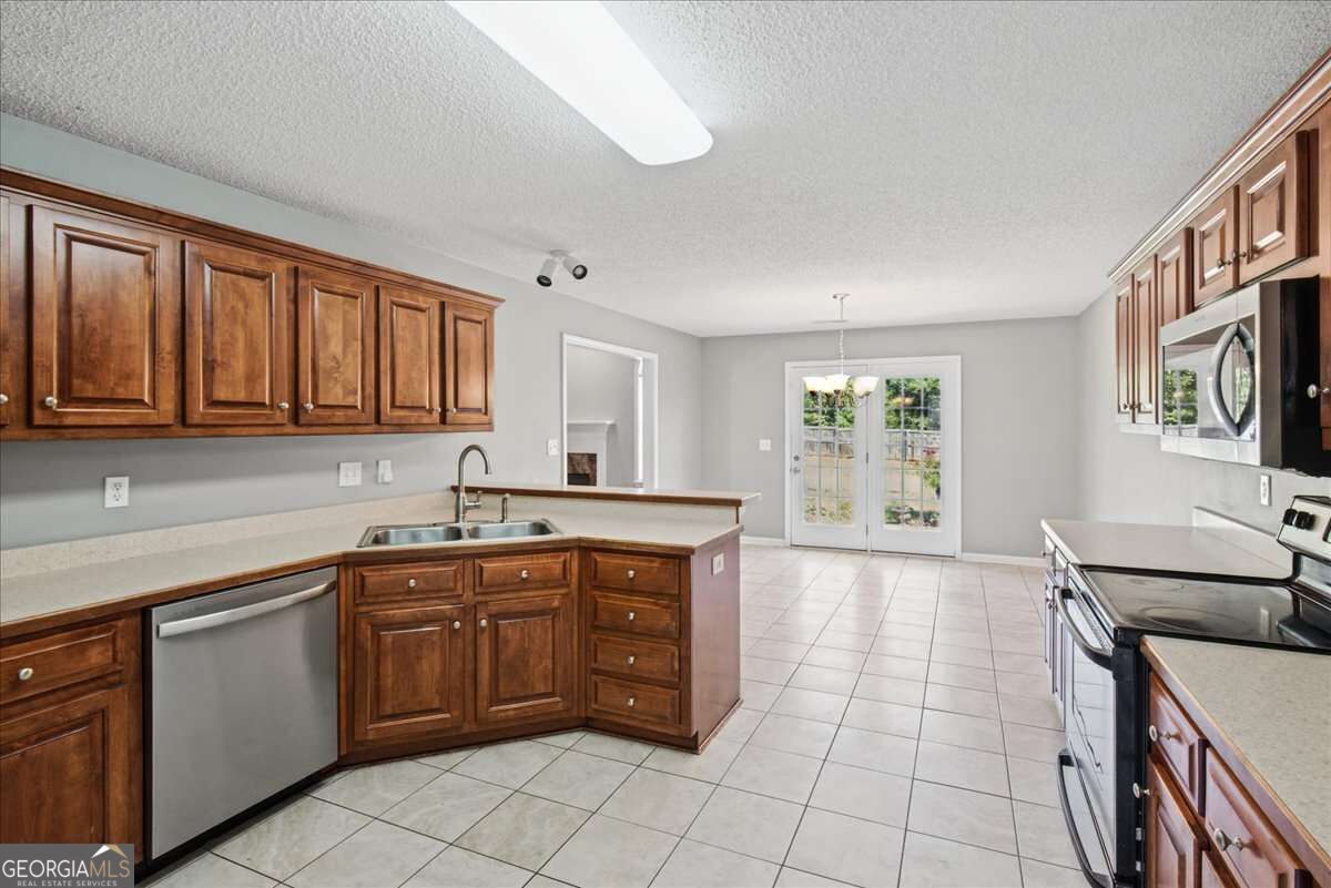12 Ferry Crossing Drive Se Property Photo 11