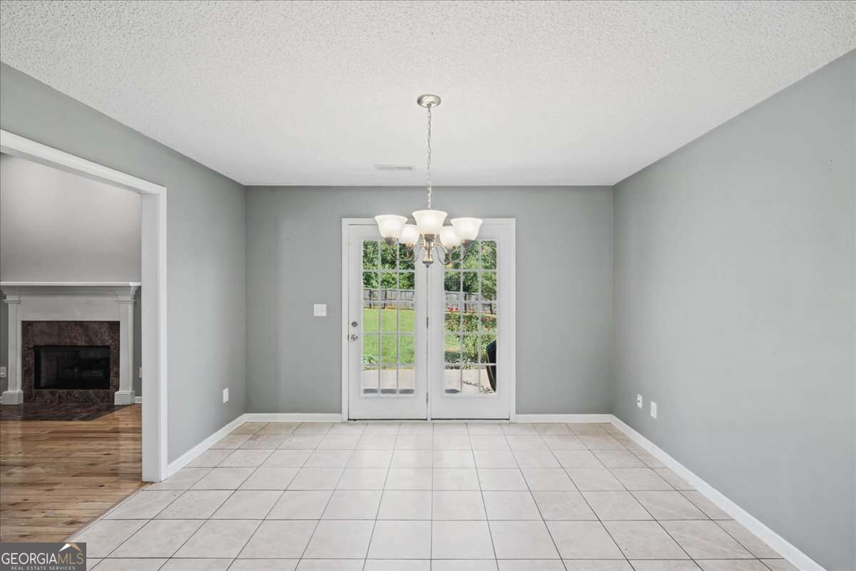 12 Ferry Crossing Drive Se Property Photo 14