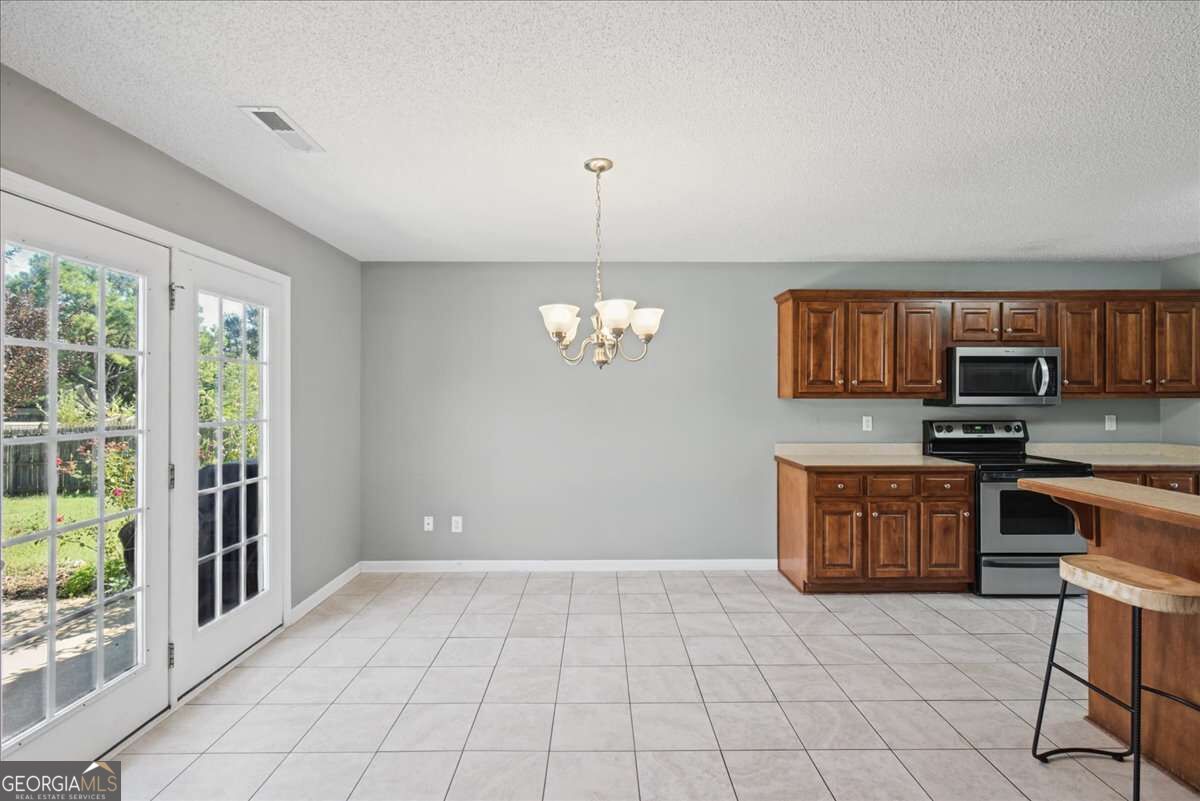 12 Ferry Crossing Drive Se Property Photo 17