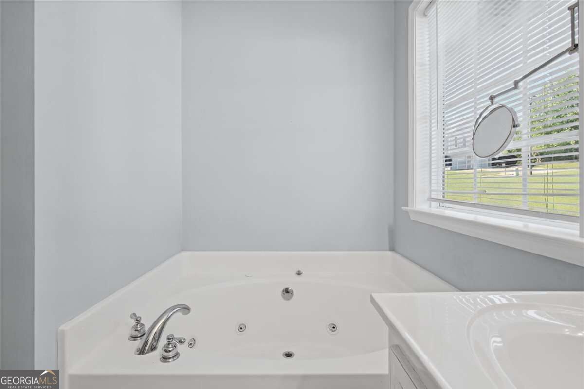 12 Ferry Crossing Drive Se Property Photo 28