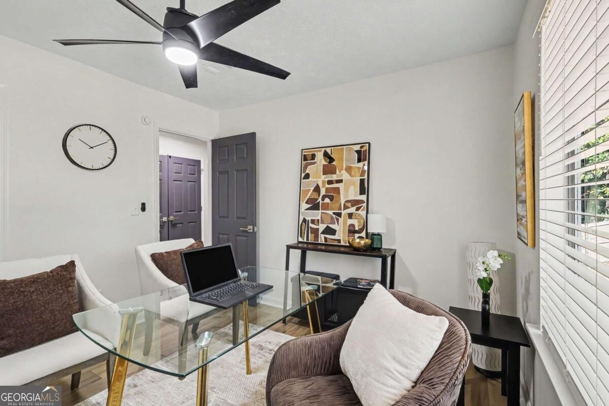 5409 Biffle Downs Road Property Photo 17