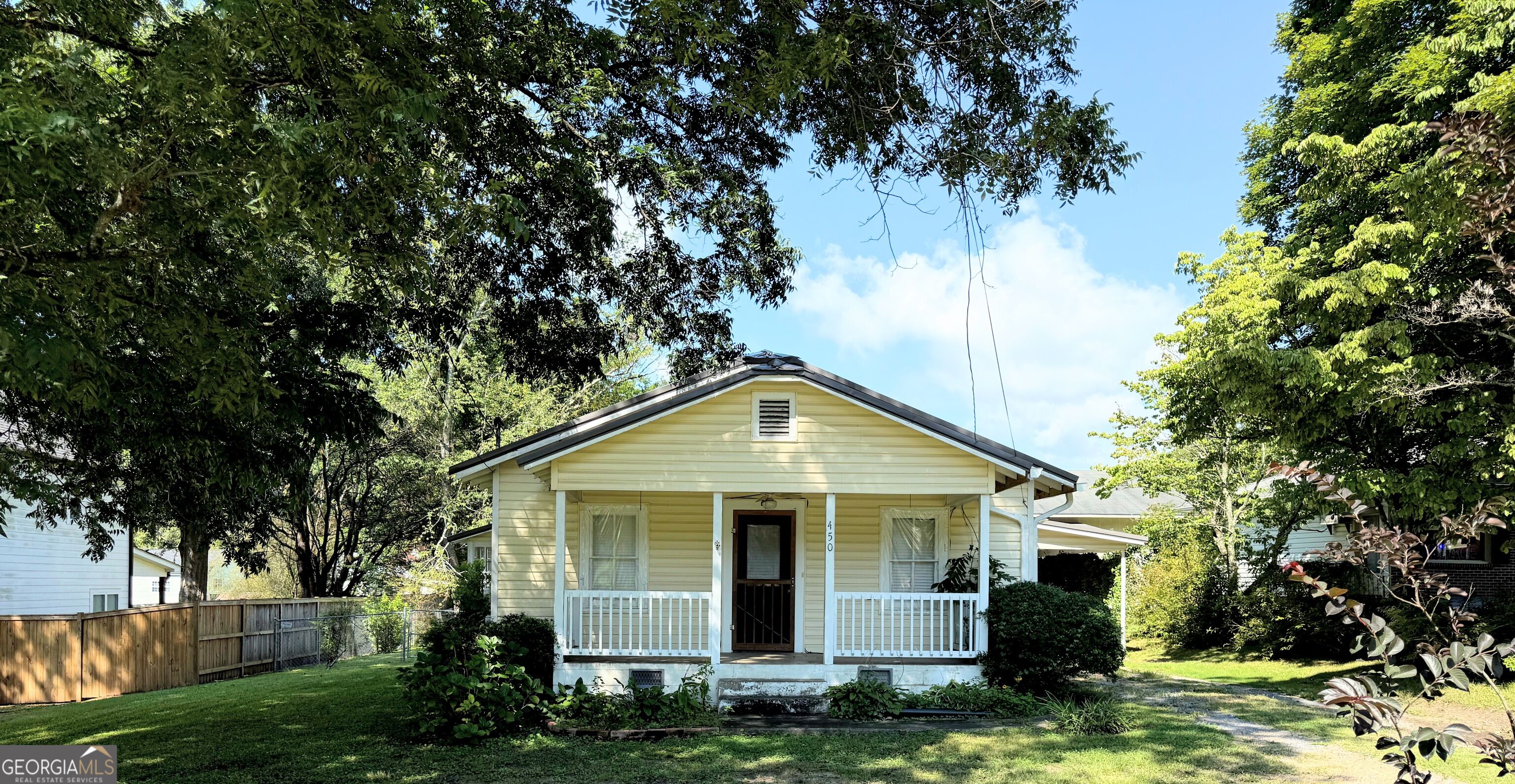 450 Bowdon Street Property Photo 2