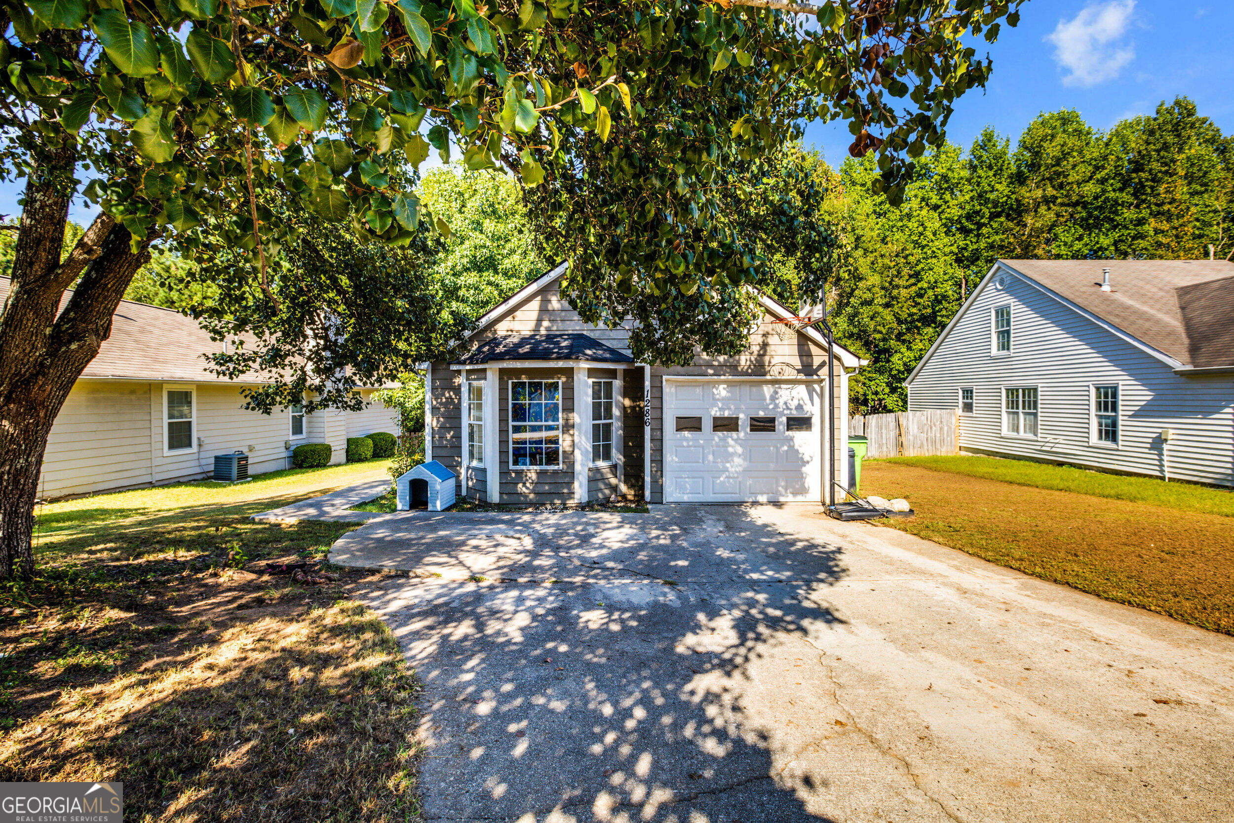 1286 Waterton Trail Property Photo 1