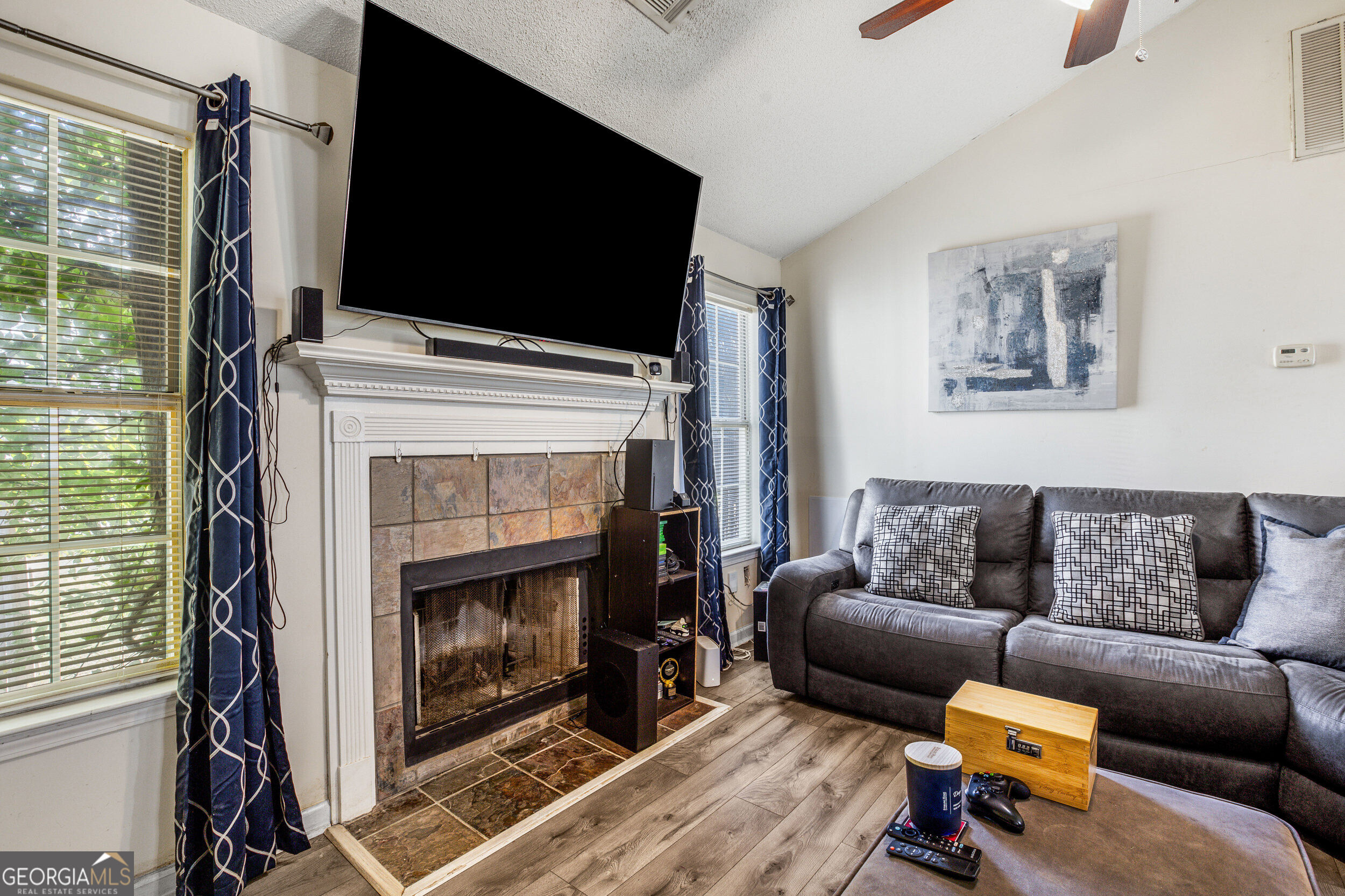 1286 Waterton Trail Property Photo 12