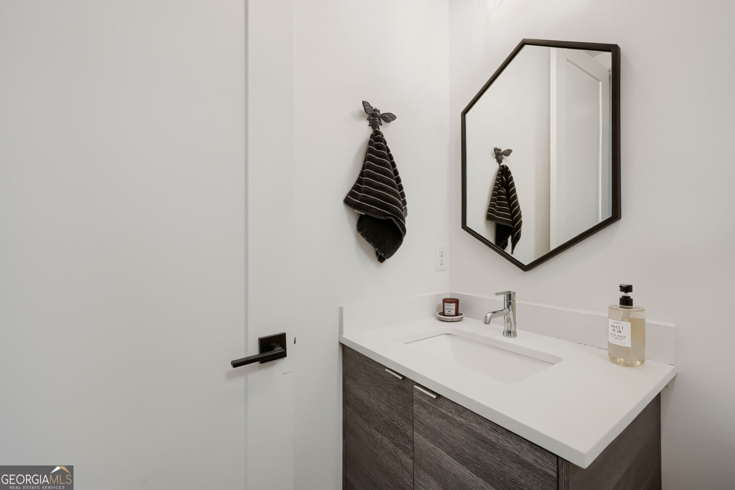 524 Wabash Avenue Ne # A Property Photo 10