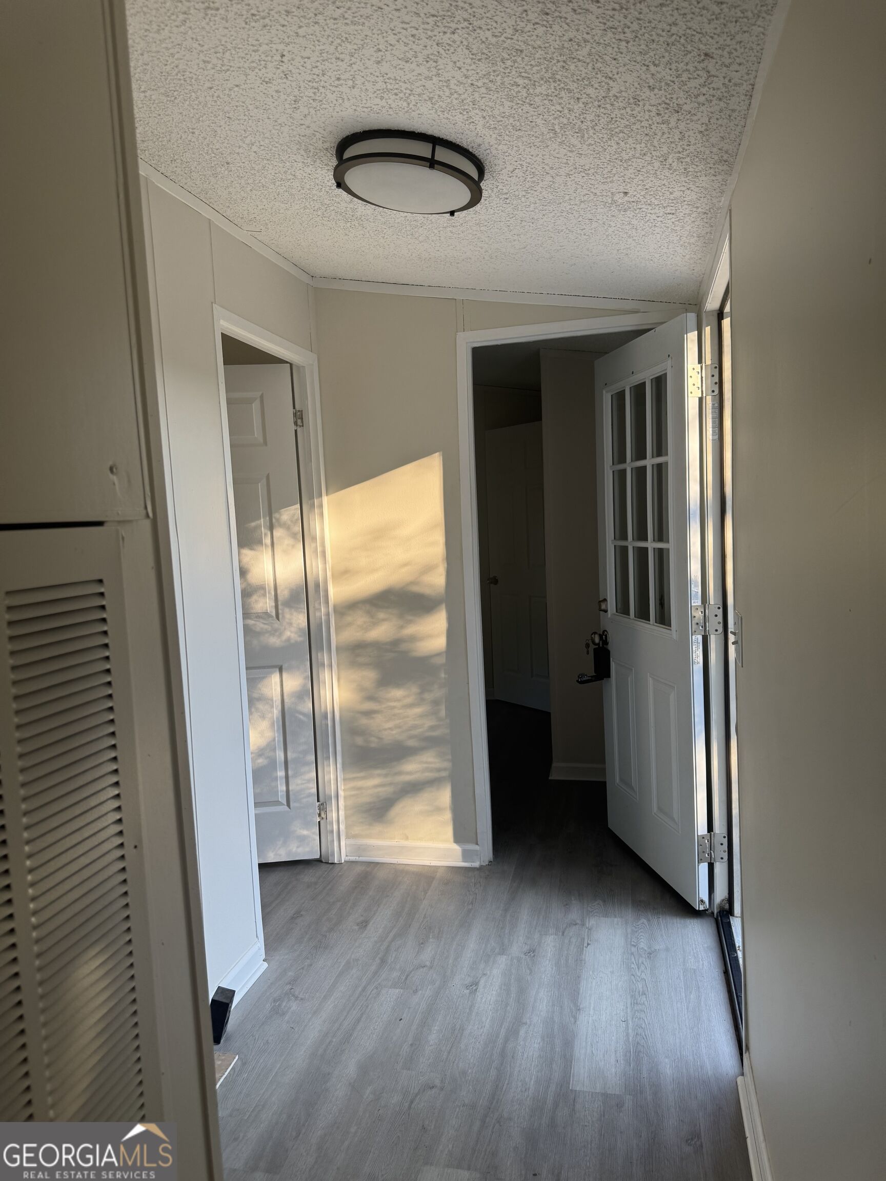 955 Pinehill Road Property Photo 7