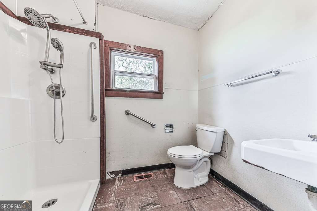 514 Ball Ground Road Property Photo 6