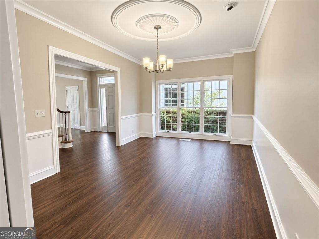 6 Conifer Square Property Photo 13