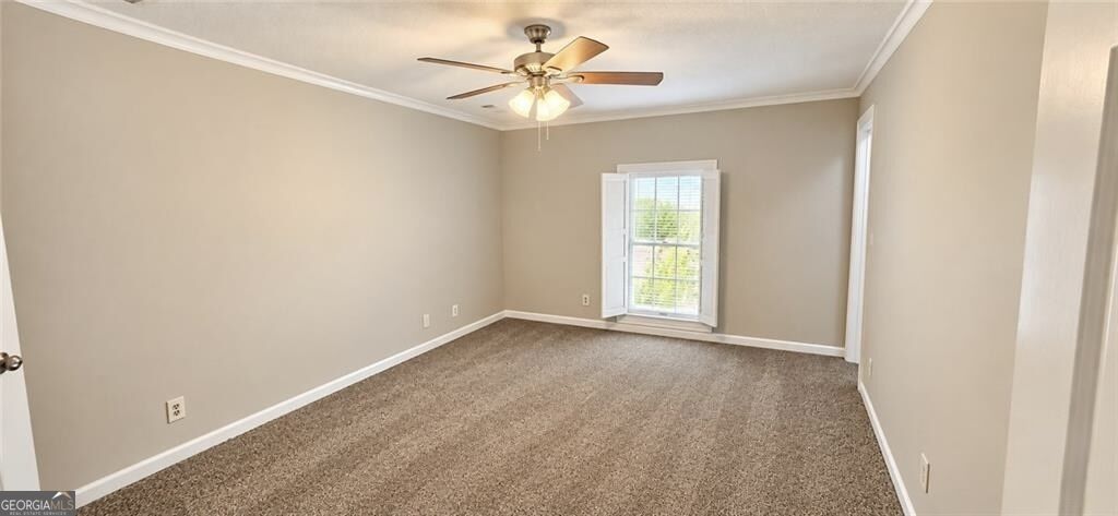 6 Conifer Square Property Photo 30