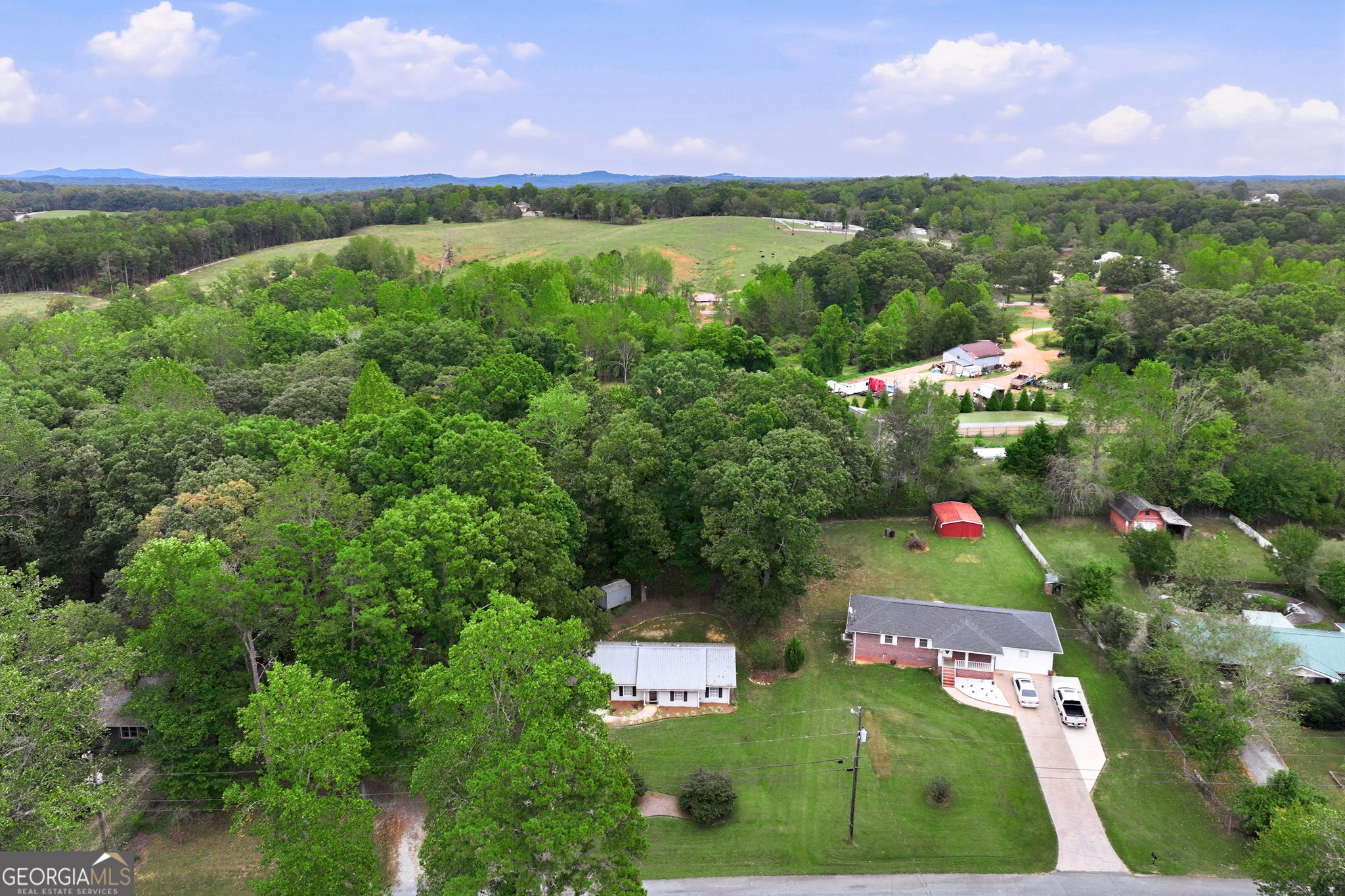 4844 Forest Boulevard Property Photo 3