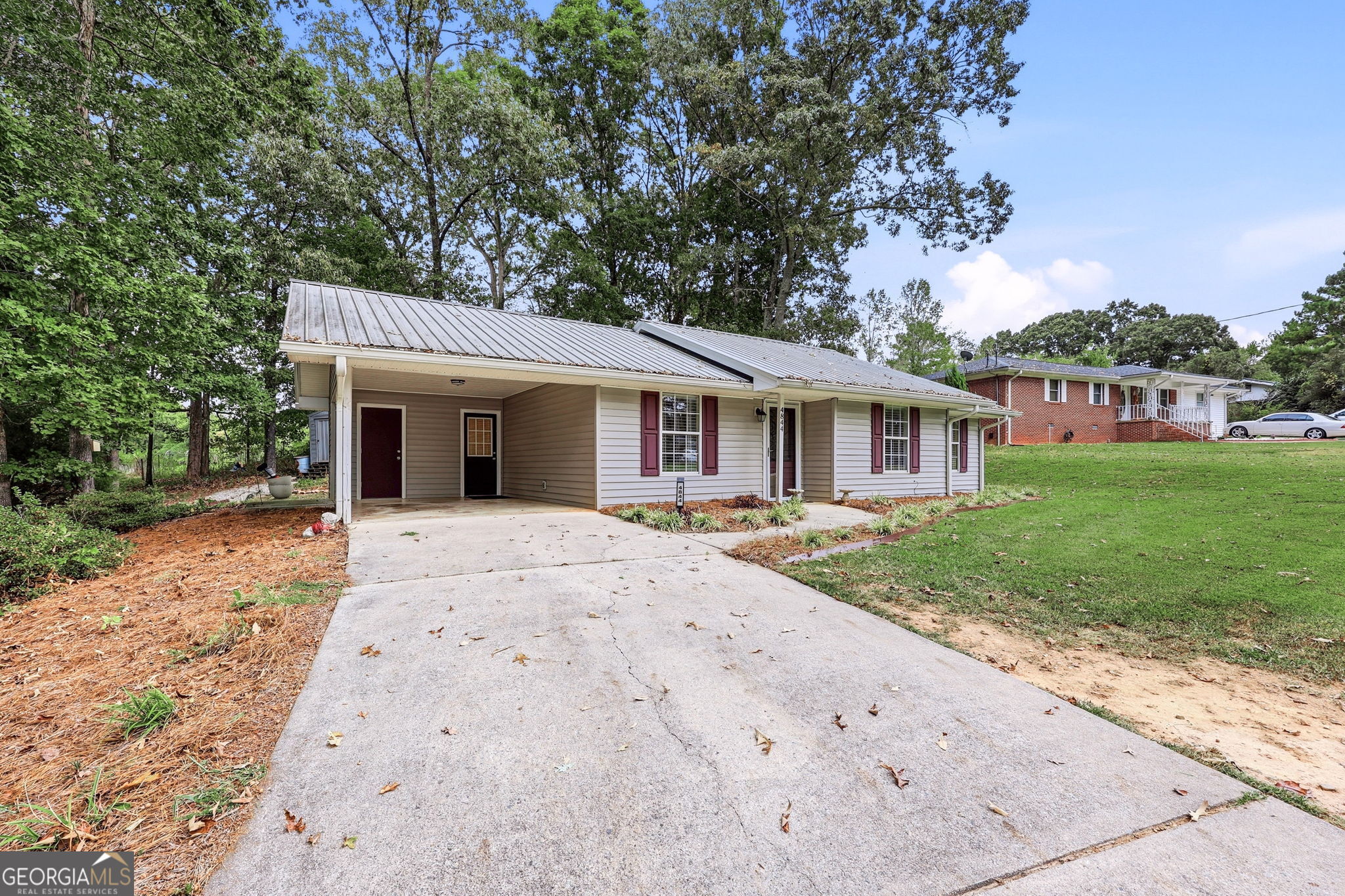 4844 Forest Boulevard Property Photo 4