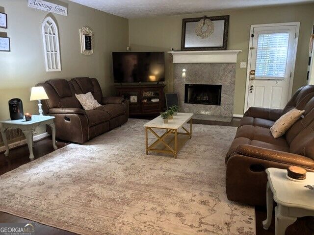 176 Landing Trail Property Photo 2