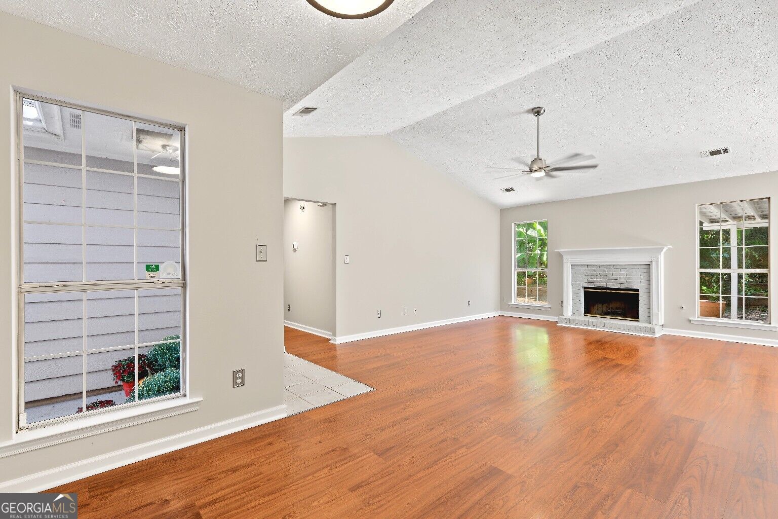 110 Marians Way Property Photo 6