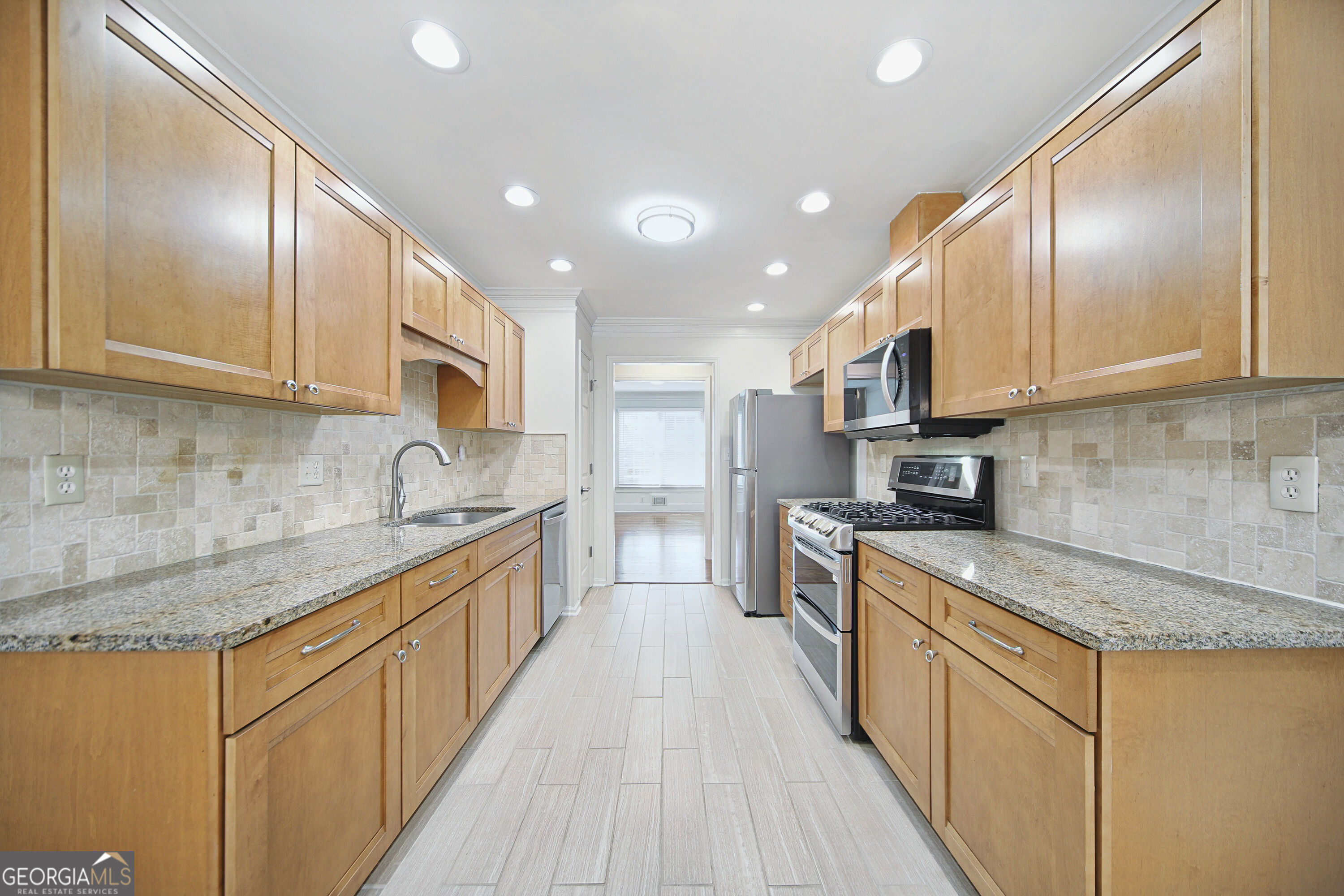 3067 Hillsong Circle Property Photo 3