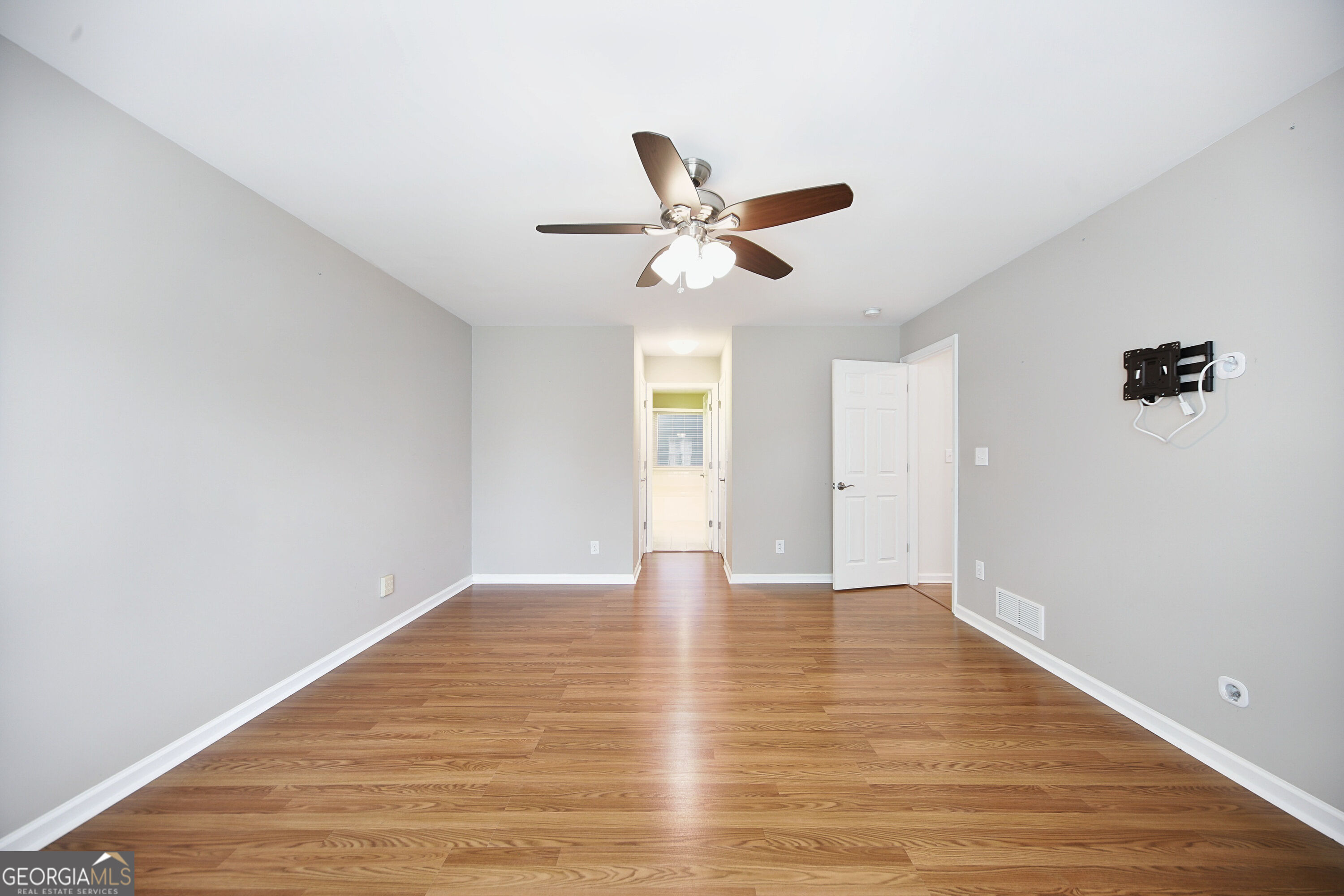 3067 Hillsong Circle Property Photo 12