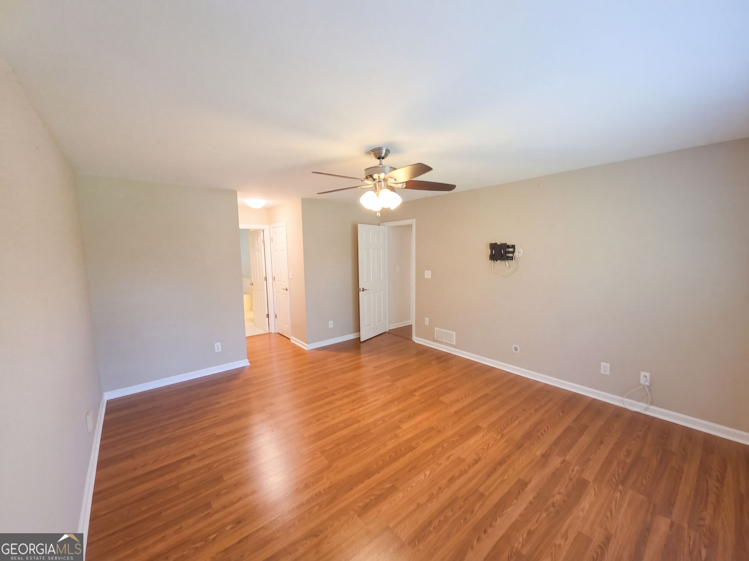 3067 Hillsong Circle Property Photo 14