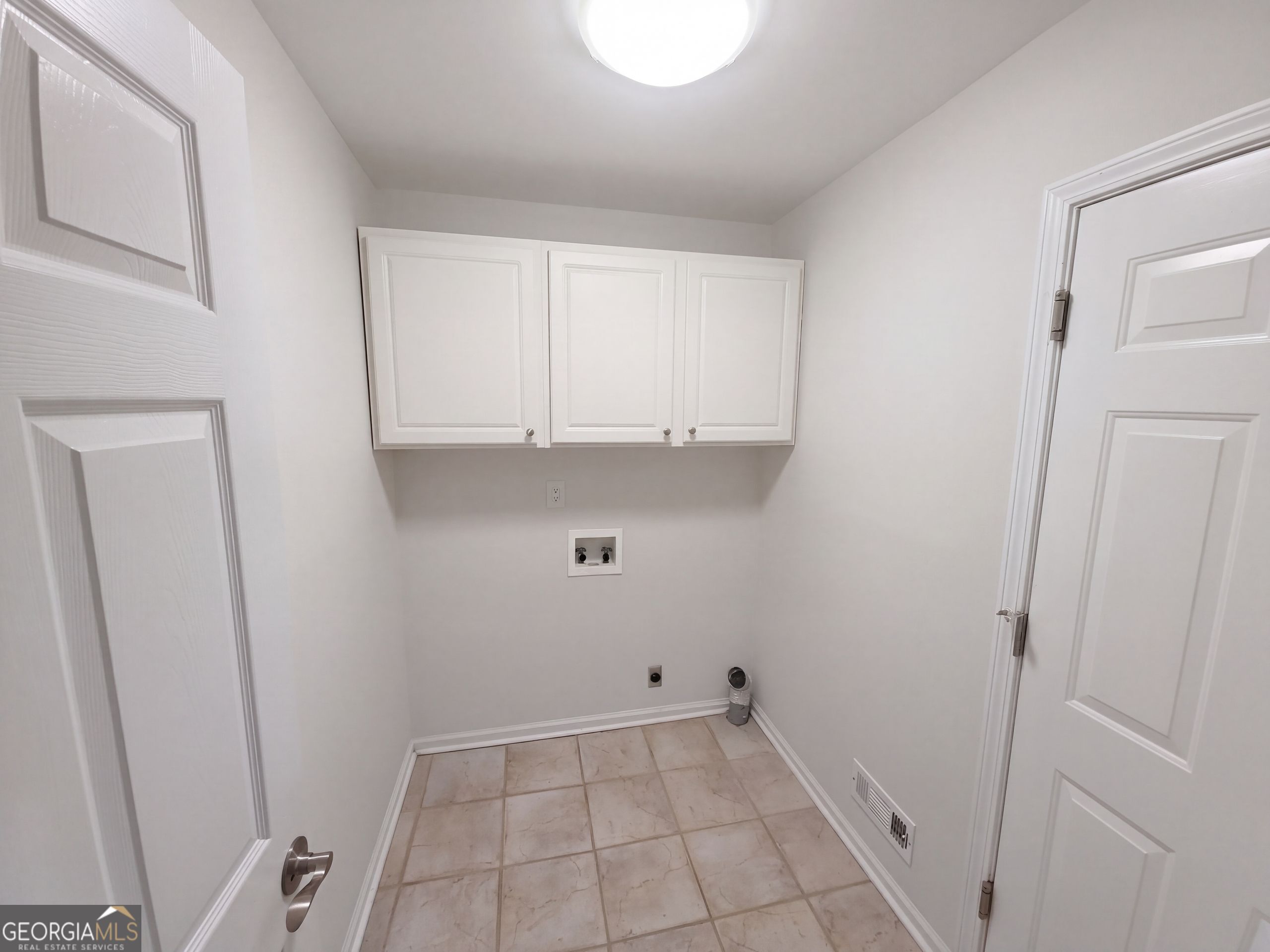 3067 Hillsong Circle Property Photo 34