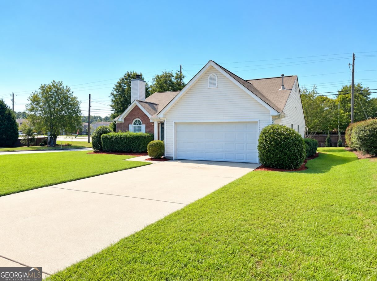 1595 Willow River Run Property Photo 2