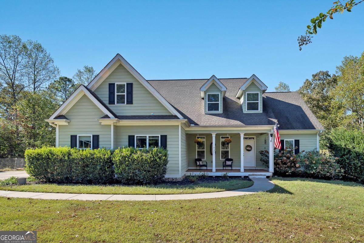 810 Flatbottom Road Property Photo 1